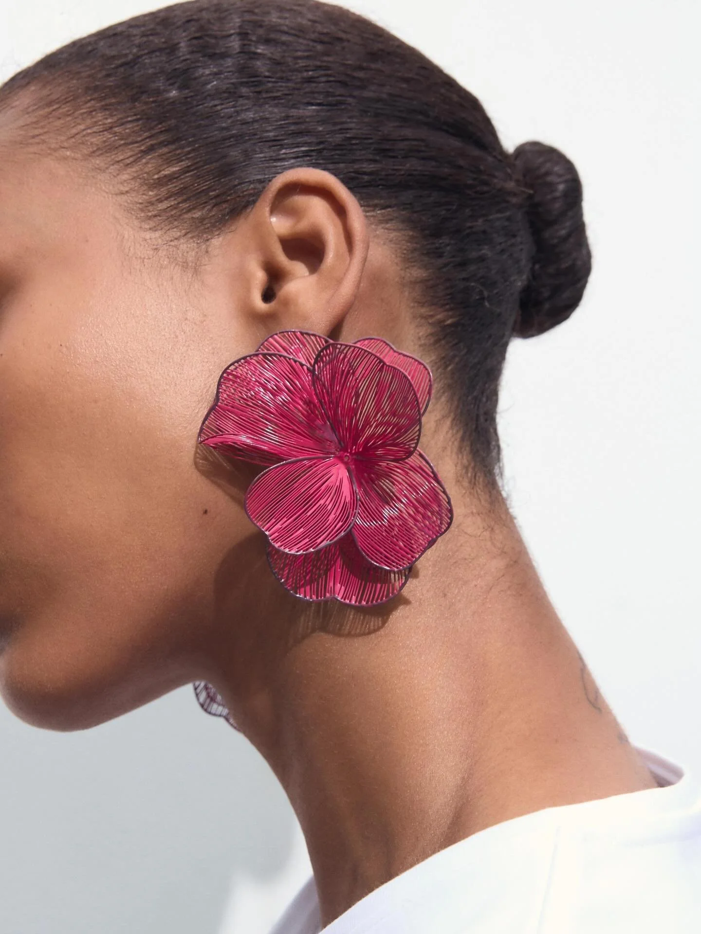 HUSH LOVES: Statement earrings are having a moment ✨
Bold shapes, elevated details, and designs that turn heads without saying a word.

#HUSH #statementearings