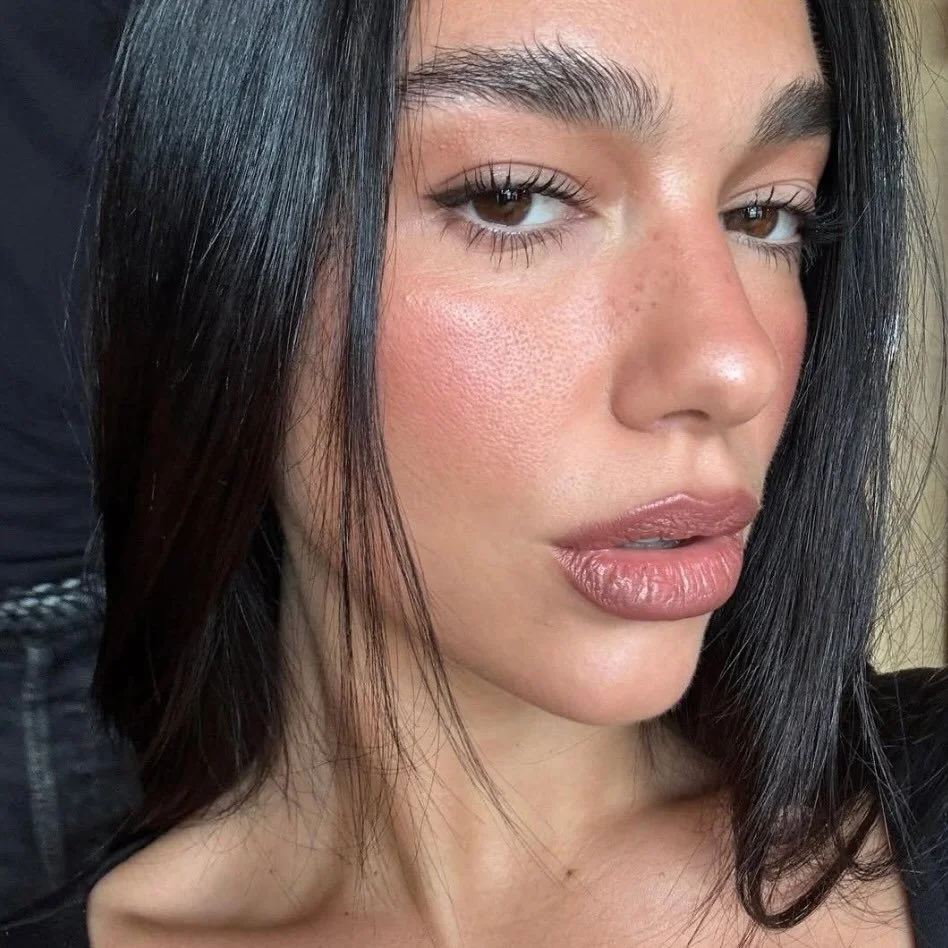 IN THE HUSH HOUSE: Wispy lashes are having a moment 👀✨
Level up your flutter with @TweezermanAU&rsquo;s Lash Comb for perfectly separated, soft and fluffy lashes.

Swipe to see the magic 💁&zwj;♀️ 
#HUSH #tweezermanau #wispylashes