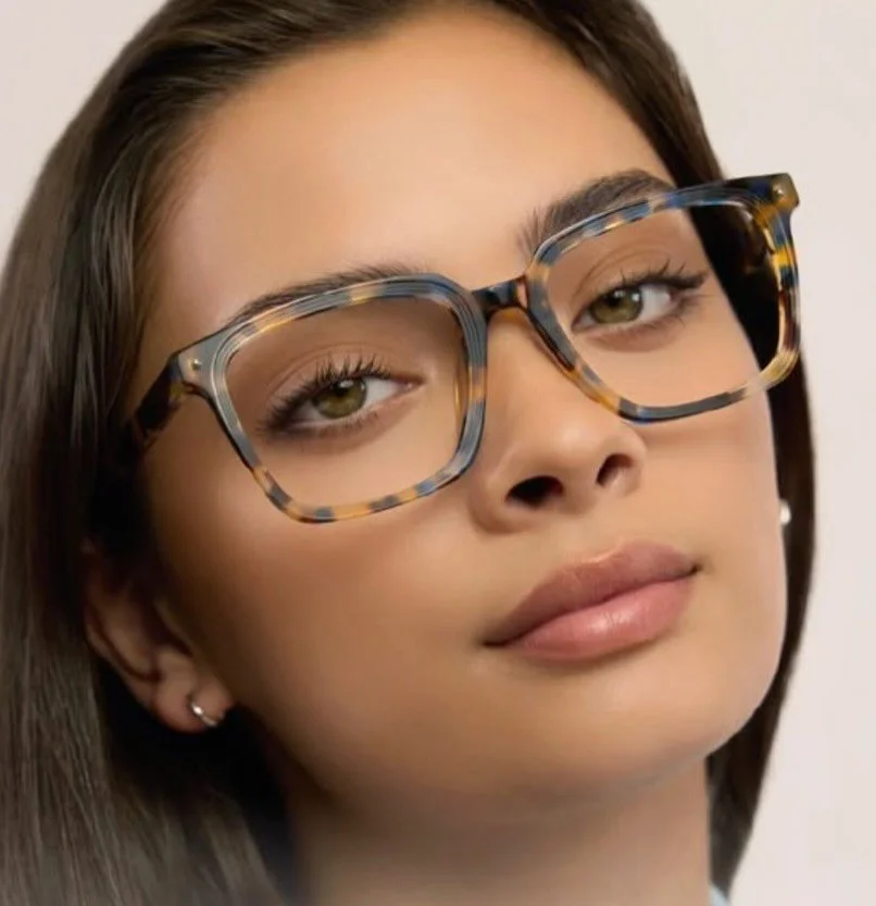 Introducing @OscarWylee&rsquo;s Contour Collection! 
This collection shines a light on modernism through distinct forms and unique details. 
Exhibited through structural curves and modern angles, experience frames with a strong yet balanced presence.