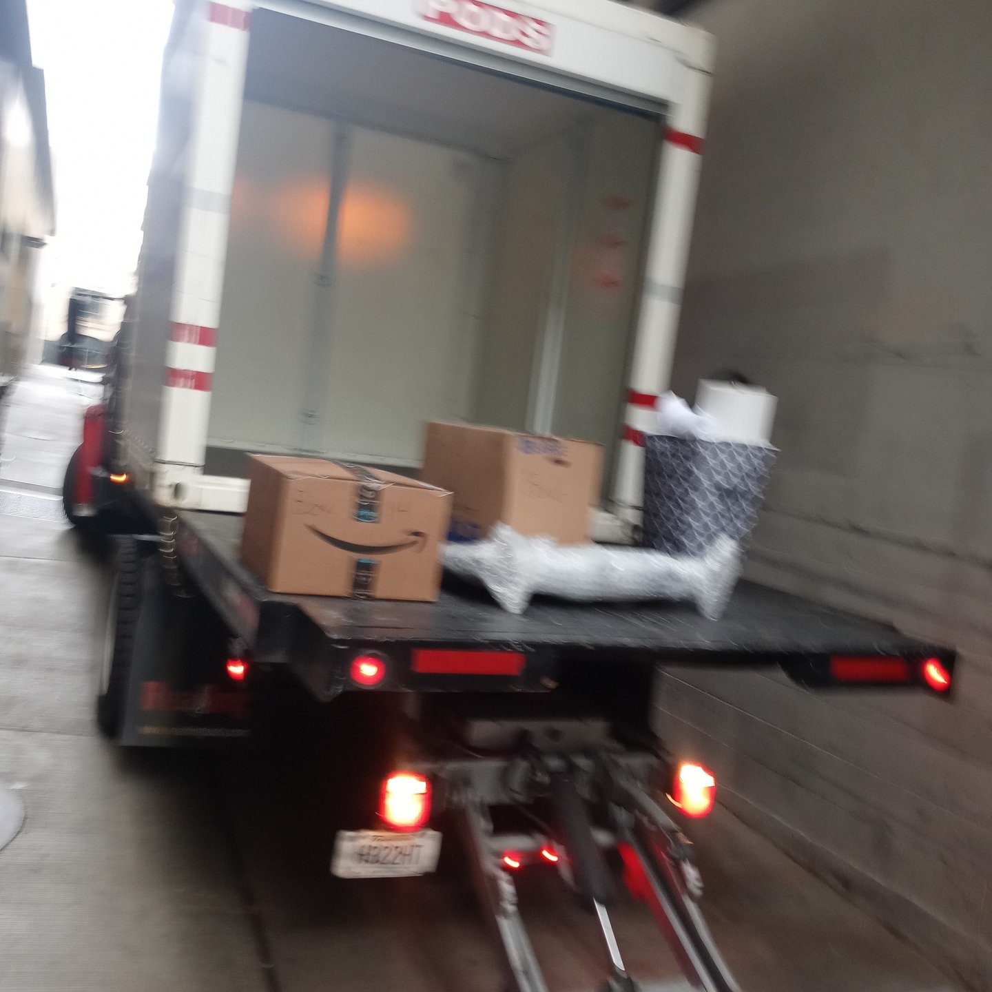 A great move starts with a great team. That's where we come in. 🤝🏡
#TrustedMovers #QuickAndSafe