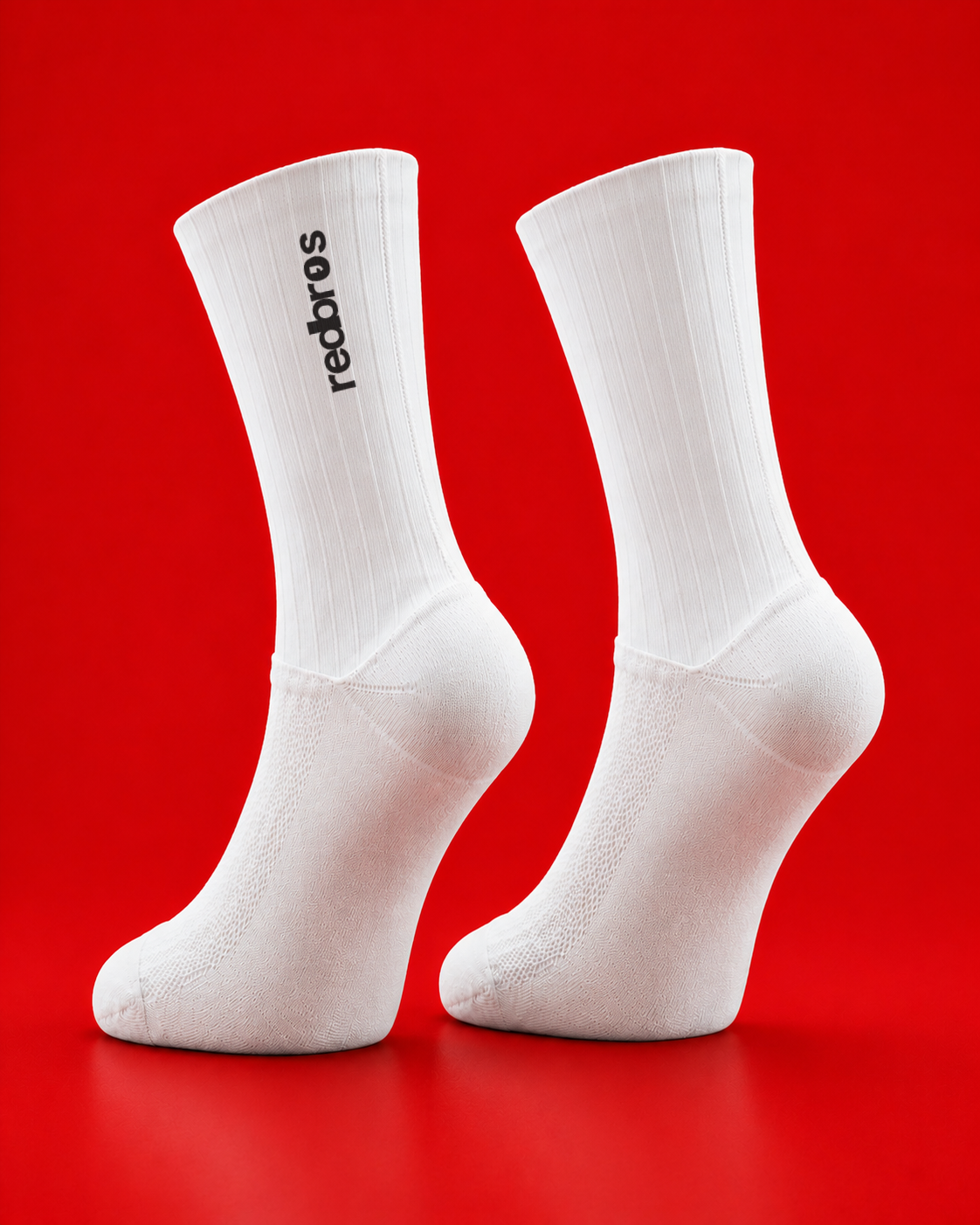 AIRO 3 red background side view rear left .png