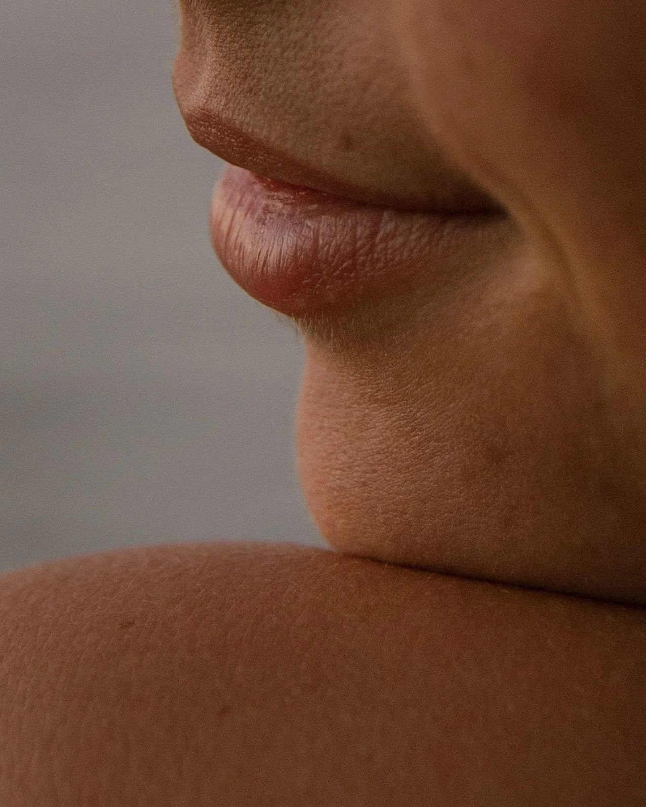 Ambre, La R&eacute;union, 2024.

La douce @ambrette.mre passait devant mon objectif il y a un an de cela. Une s&eacute;rie r&eacute;alis&eacute;e sur la plage de Saint-Paul sur l&rsquo;&icirc;le de la R&eacute;union.

J&rsquo;adore cropper mes images