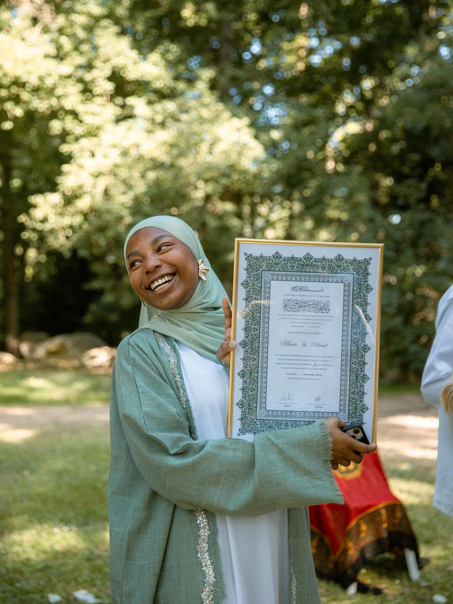 Le mariage religieux de Marie &amp; Amal 🤍

C&rsquo;est en petit comit&eacute; le lendemain du mariage civil et la&iuml;que que Marie, Amal et leurs proches ont partag&eacute; la c&eacute;r&eacute;monie religieuse. Des instants forts en &eacute;moti