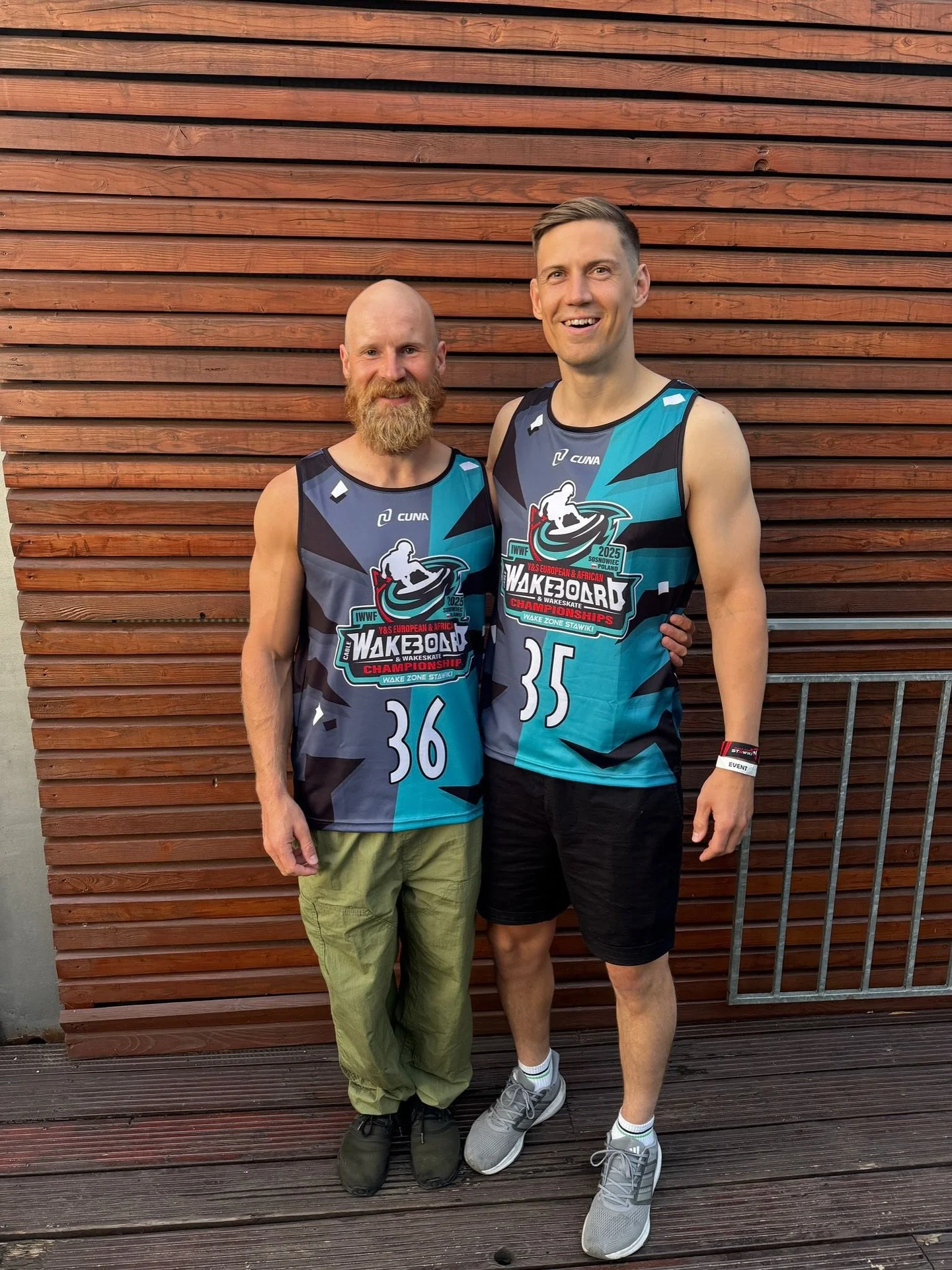 Johannes Torppa ja Ville Ponkilainen osallistuvat waken juniori&amp;seniori EM-kisoihin, jotka j&auml;rjestet&auml;&auml;n t&auml;ll&auml; viikolla Puolassa Wake Zone Stawikissa! 🤩

Huomenna pidet&auml;&auml;n karsinnat ja noin klo 15:14 Johannes ja