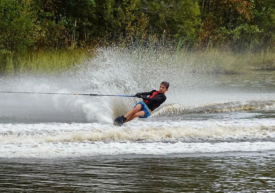 September Slalom kisat järjestettiin Tampereella 13.-14.9! 🍂 Viikonlopun aikana rikottiin omia ennätyksiä ja saatiin nauttia hyvistä kisakeleistä. Kiitos @tampereen_vesikiität järjestelyistä ja talkoilijat avu