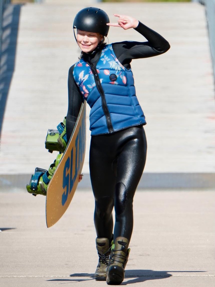 Fwwf:n wakejaoston puolesta saimme mahdollisuuden valita 5 junioria viime kauden 2025 perusteella. Me n&auml;hd&auml;&auml;n junioreissa ehdottomasti waken tulevaisuus.🙌🏽

Halusimme muistaa junnuja jotka ovat k&auml;yneet ahkerasti kaapelilla, mene