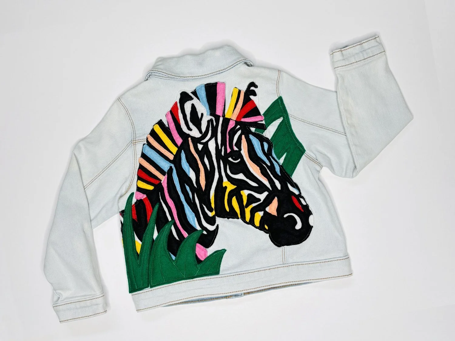AliMac_AppliquedJacket_Zebra_Back.jpg