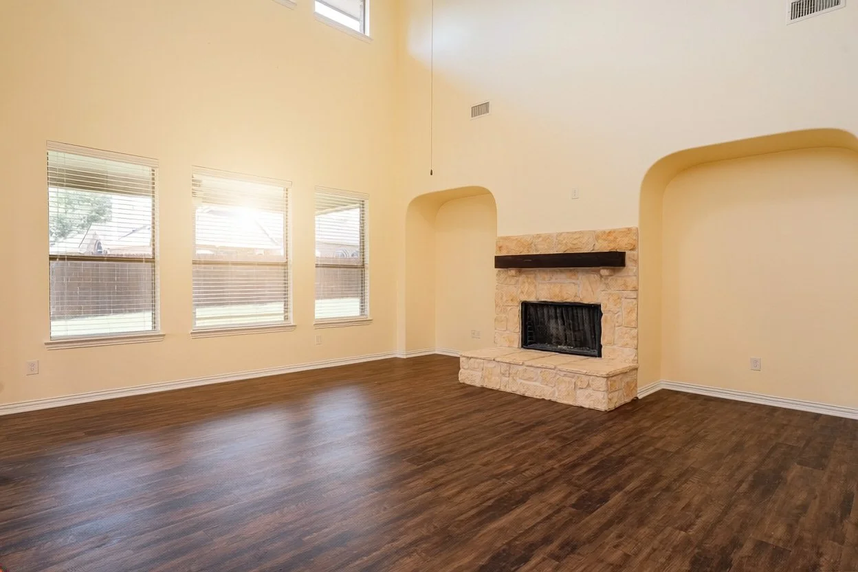 Living Room.jpg