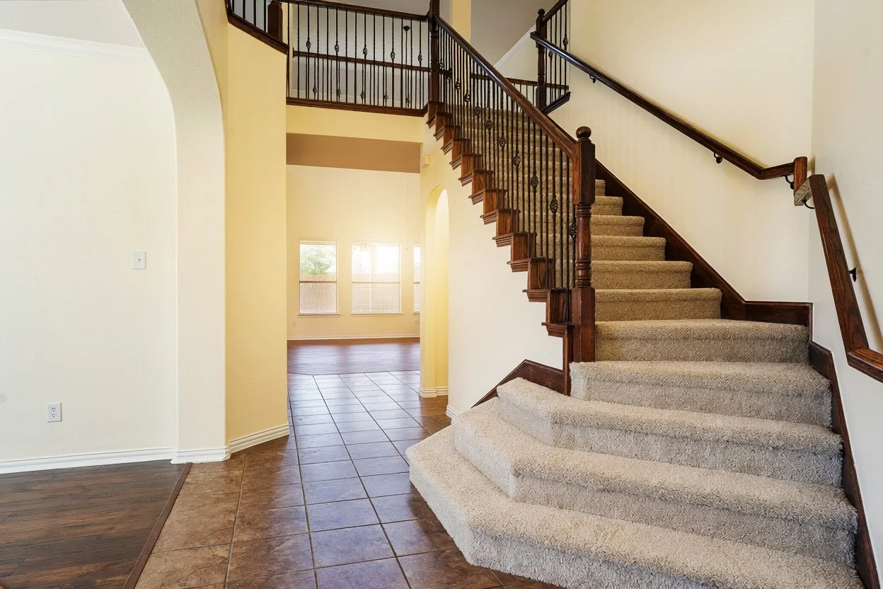 Staircase.jpg