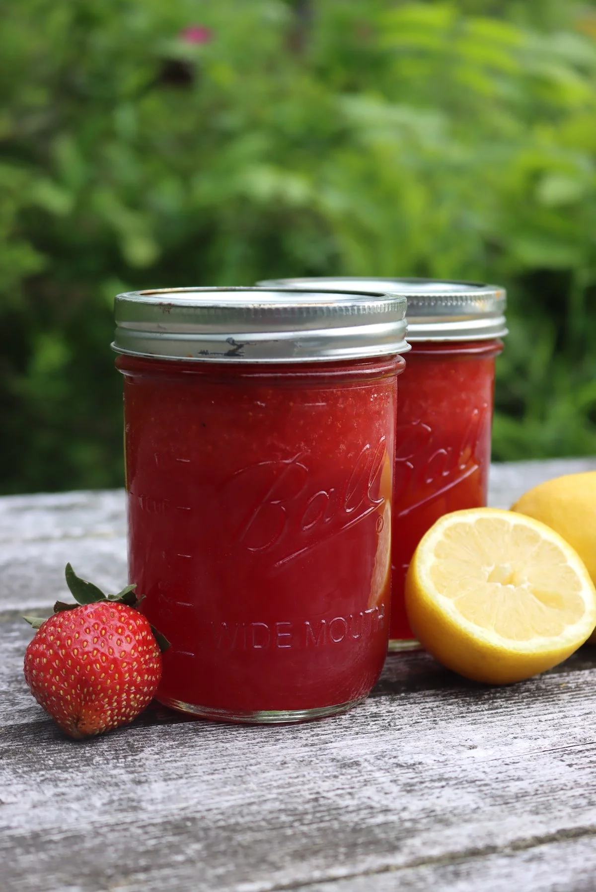 Canning-Strawberry-Lemonade-Concentrate-3.jpg