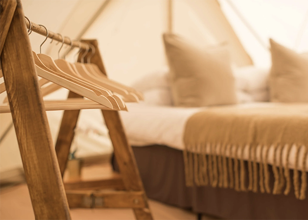 super-bell-tent-clothes-rail.png