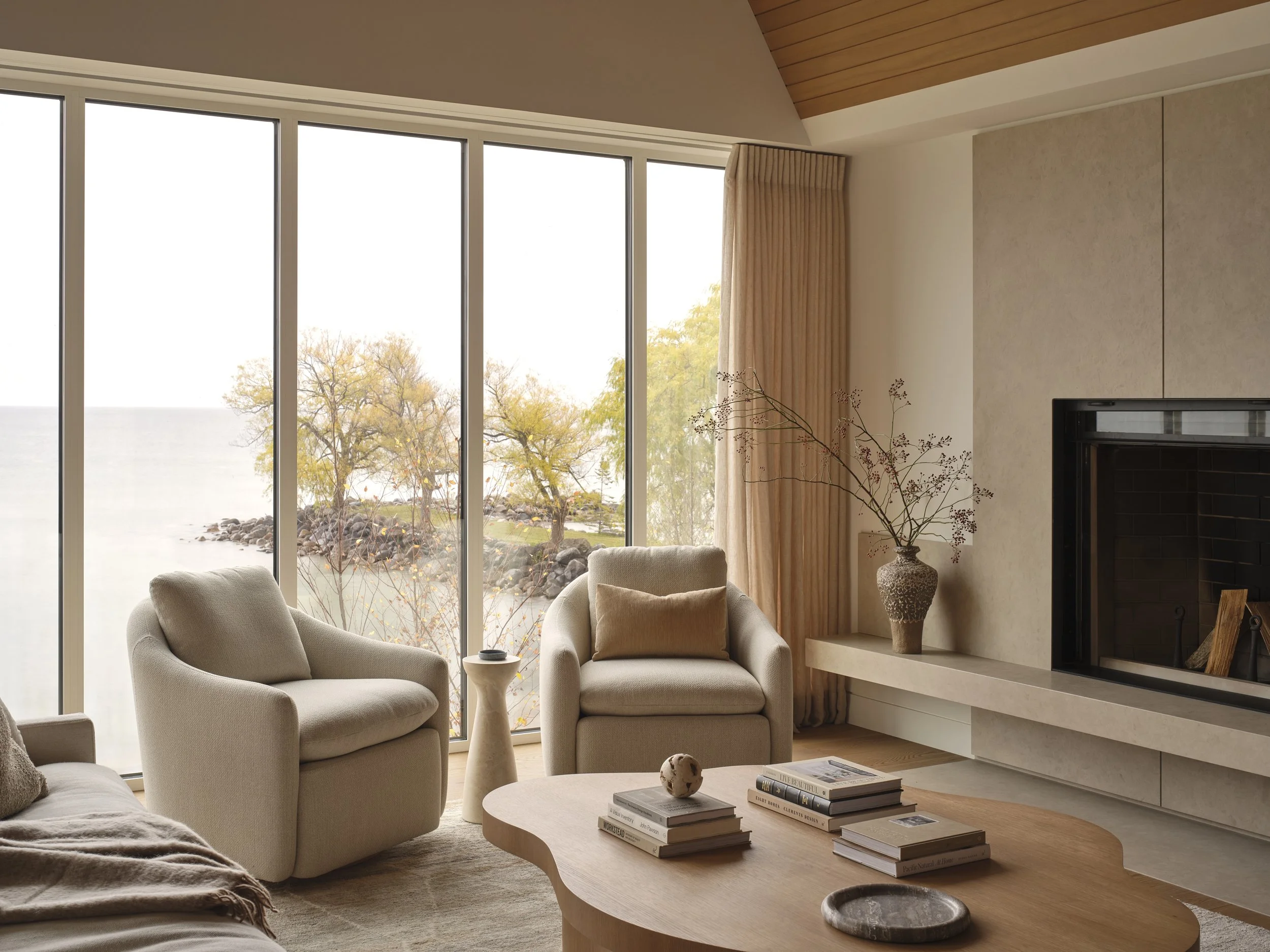02_Georgian Bay Residence_Medium Res.jpg