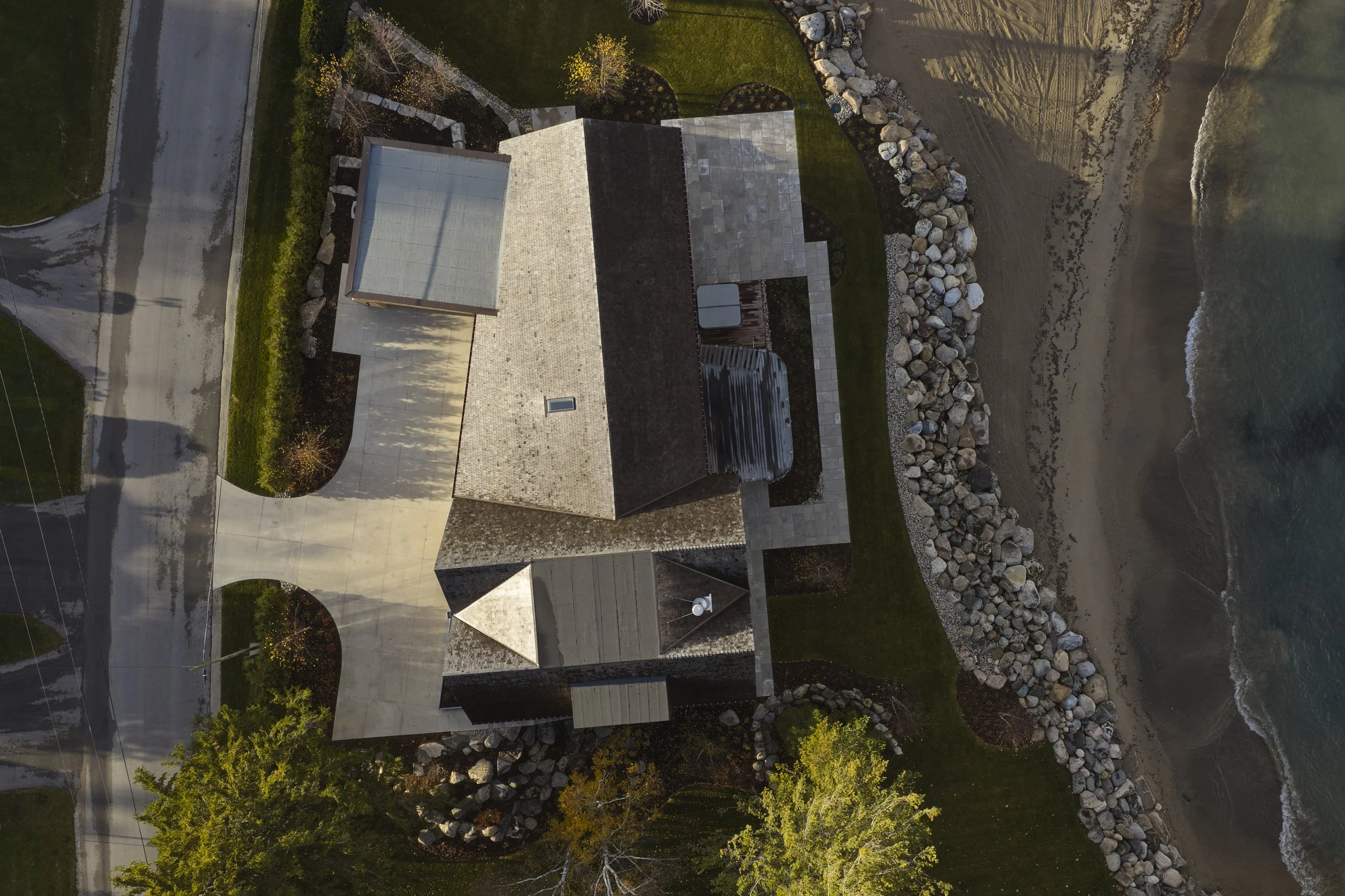 30_Georgian Bay Residence_Medium Res.jpg