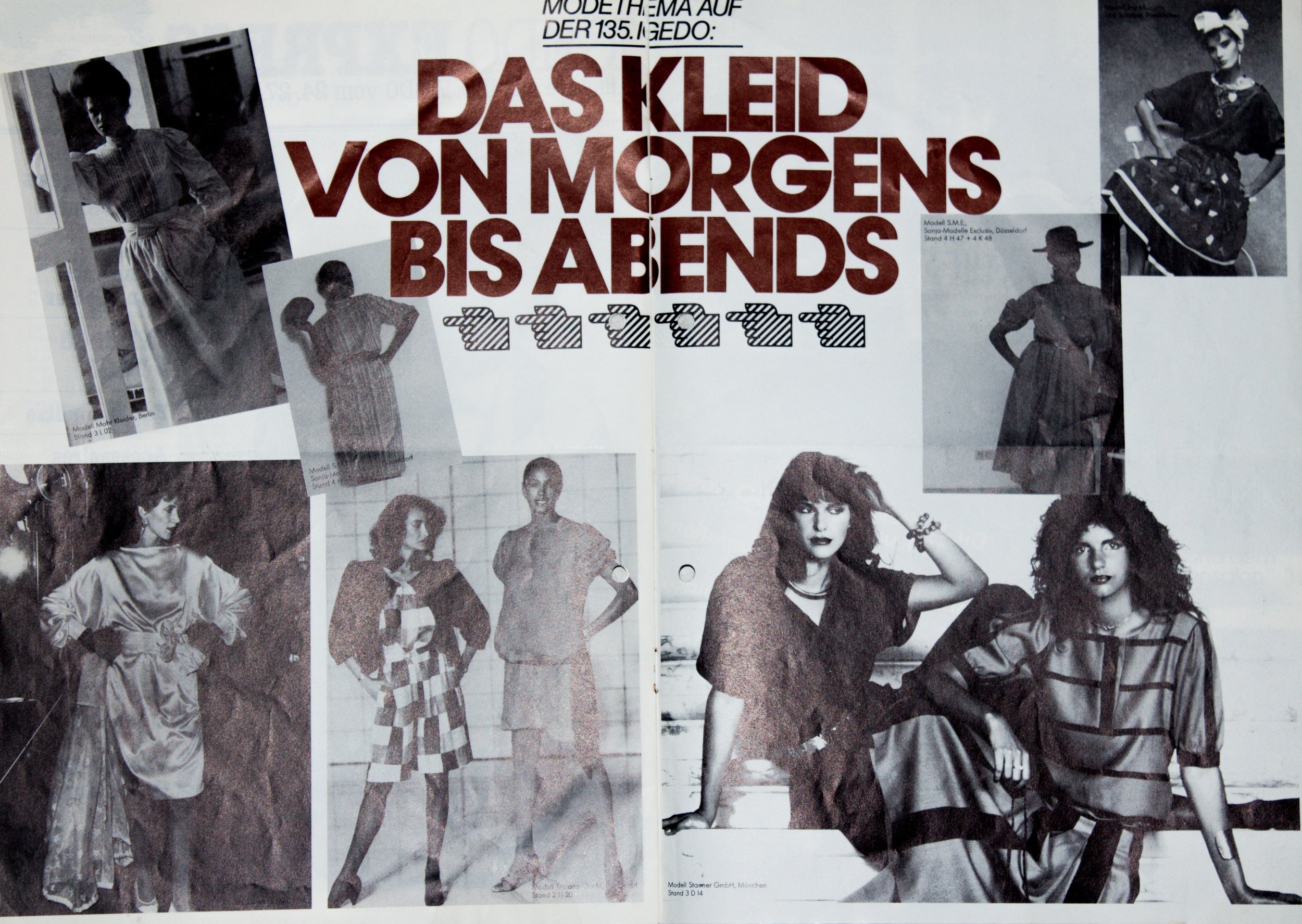 Schwarz-weißes Mode-Poster mit verschiedenen Frauen in unterschiedlichen Kleidern. Der Titel in roter Schrift lautet "Das Kleid von morgens bis abends". Die Frauen tragen modische Kleidung und posieren auf kreative Weise.