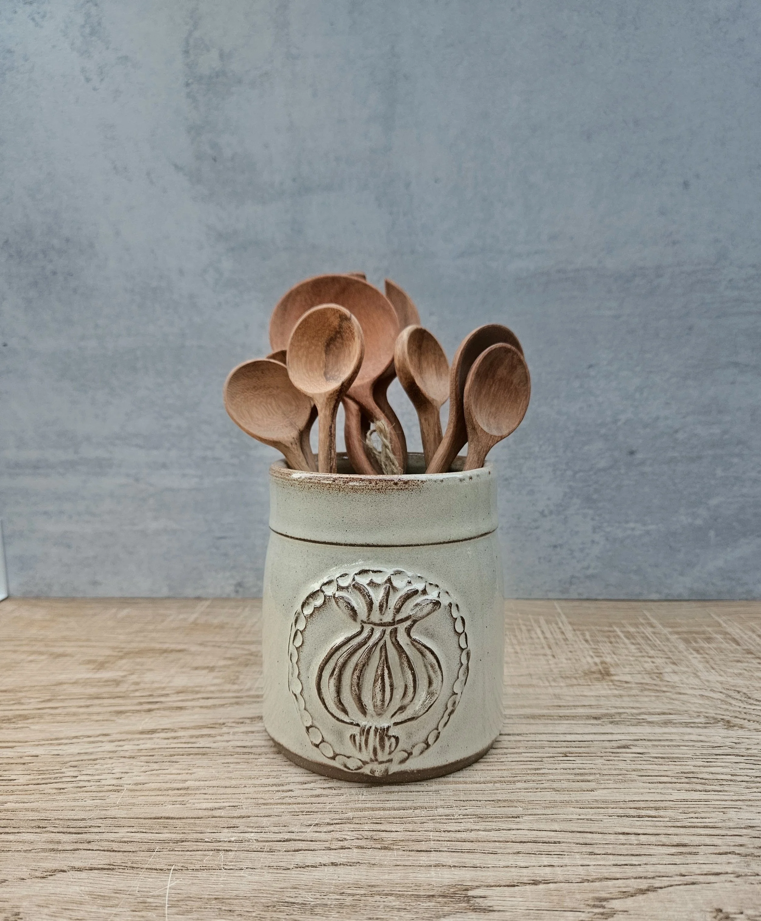 Sand Collection - Poppy Pod Utensil Holder