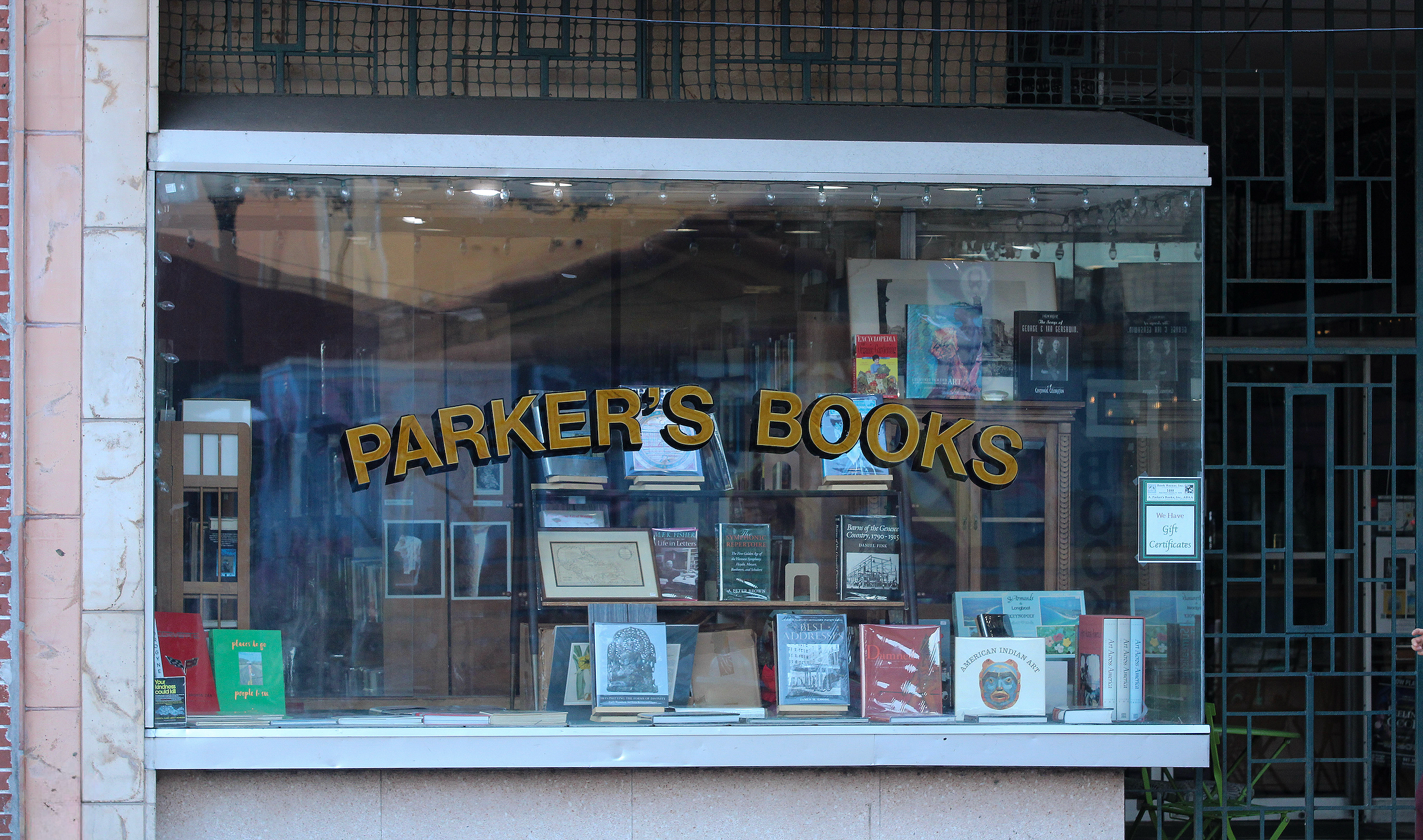 Eva Engel, The Moments We Leave Behind: Lonely Spaces #5, Canon EF 70-200mm, 2026