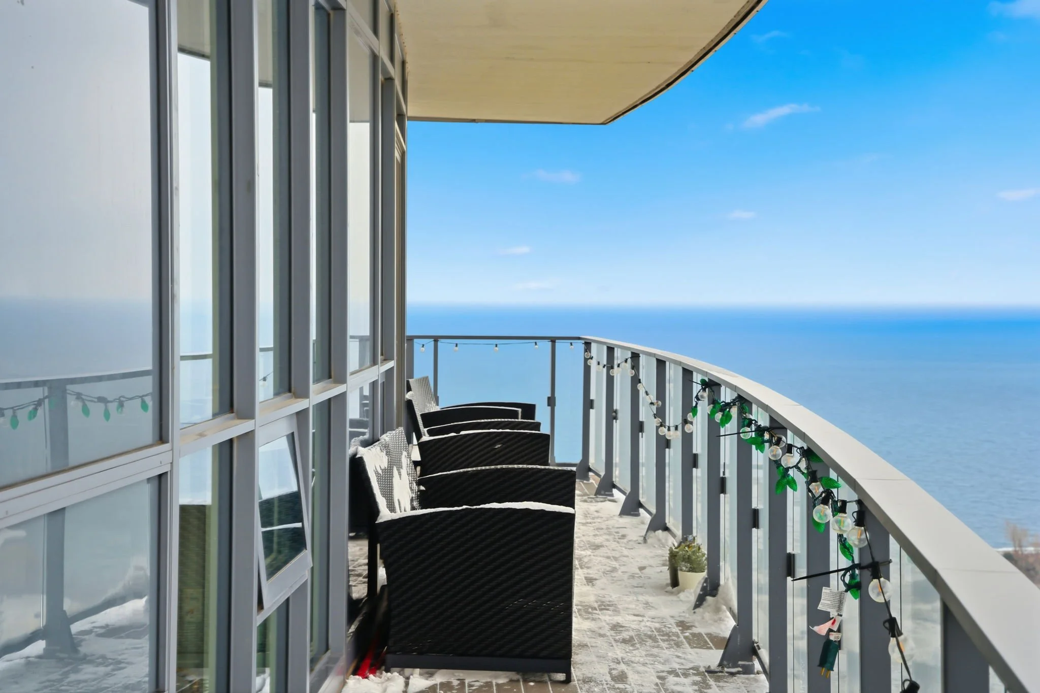 Sweeping southwest lake views 