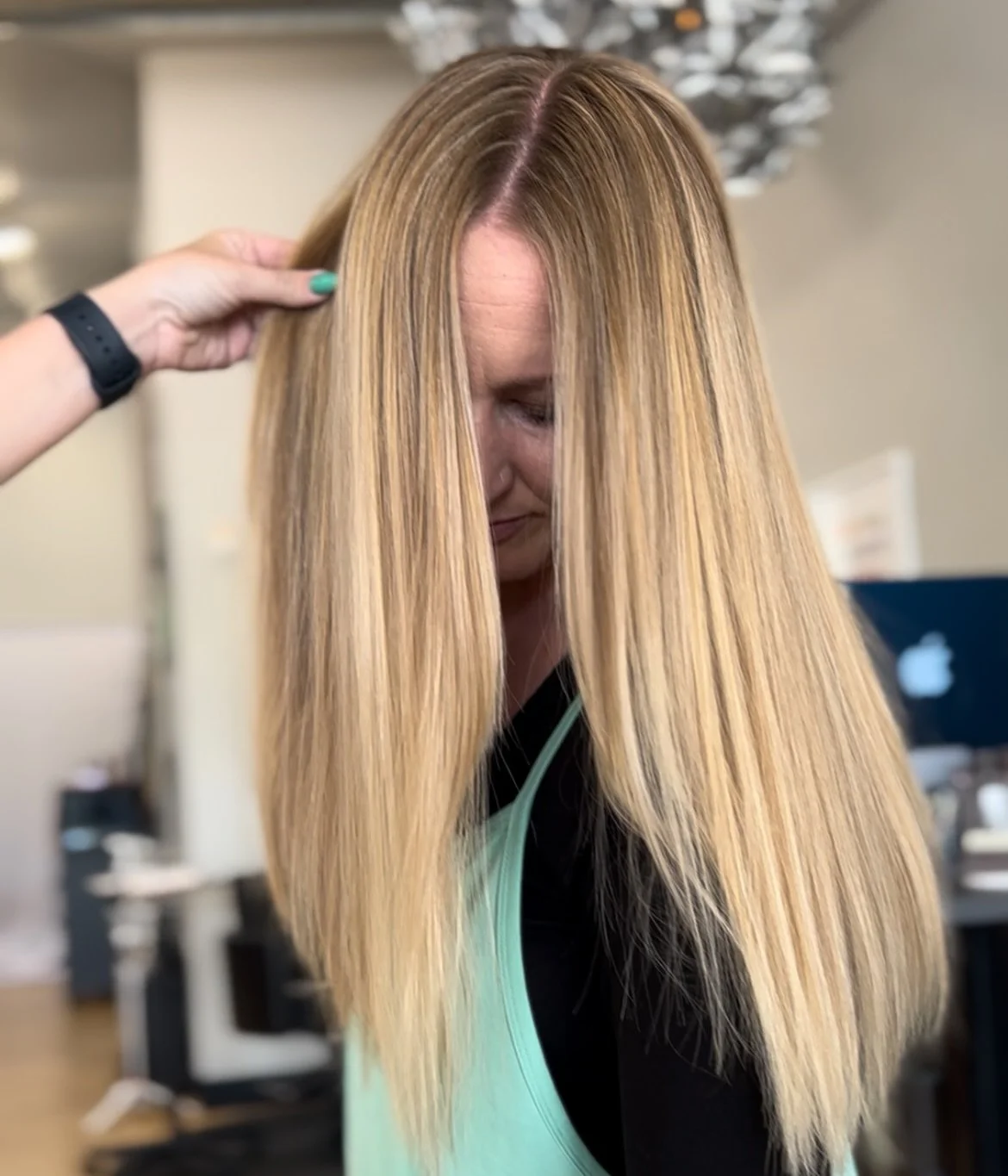 ✨ Blonde + Blended = Magic ✨
Sleek, smooth, and sun-kissed&mdash;this dimensional blonde is serving major hair goals.
Perfectly toned. Seamlessly blended. Absolutely glowing. 💛

Hair Stylist &mdash;&gt; @alliemarie.styles 

#aveda #avedaartist #aved