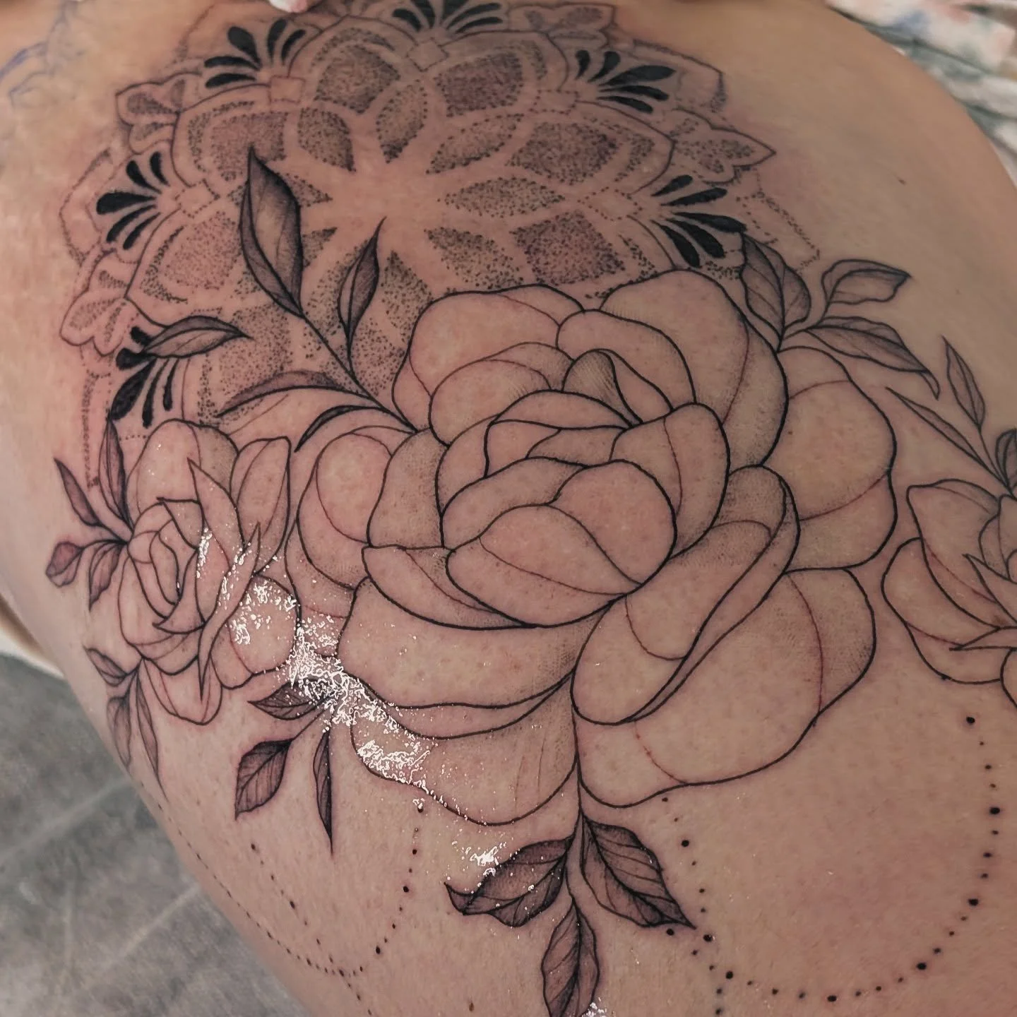 Today was such a long-awaited appointments and I had so much fun doing this little guy!! 

#Lethbridge #lethbridgealberta #tattoo #tattooidea #tattooapprentice #tattoolethbridge #yqlsmallbusiness #yql #yqltattoo
Tattoo done using
@dynamiccolor @fytsu