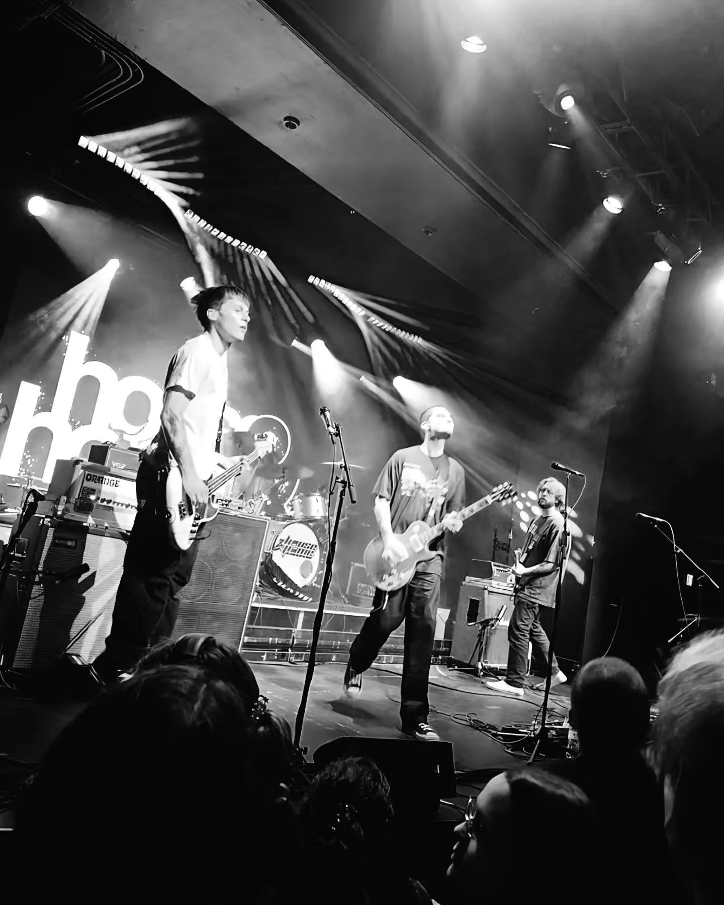 Few shots from last night @thepyrle with
@houseandhomeva
@bloomsyd
@holdingabsence 
@armslengthblues 

#photography #thepyrle #greensboro #concert #venue