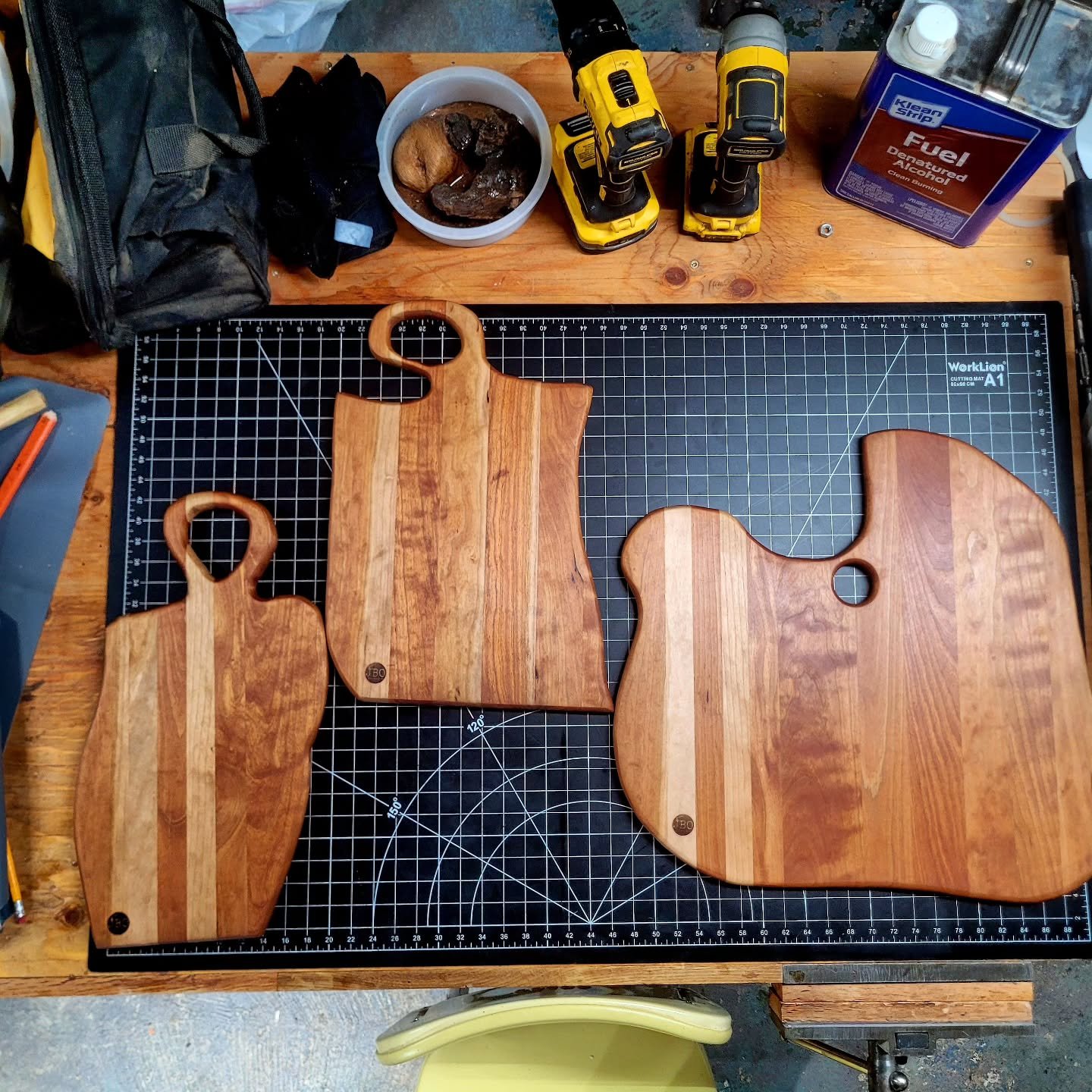 Extremely productive weekend, 3 boards to finish off the last of that cherry panel, 2 Big Buck Wall hangers (with introduction of the #00 Buck, 3 style one coming soon), and a quick upcycled scrap wood Beer tap. I even cleared my workbench, which has