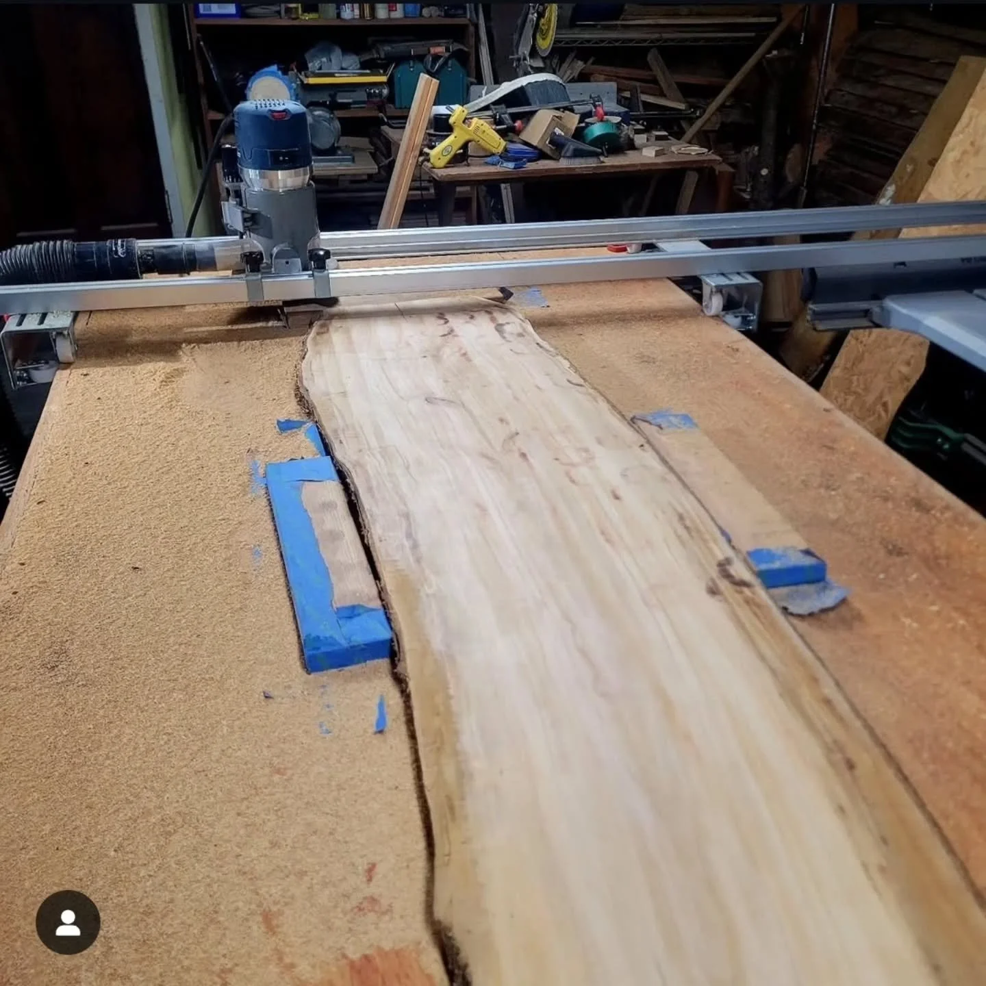 Wood Wednesday #4 (late again, I'll get it right eventually)
.
Today's feature lumber: Cherry, Prunus sp.
.
With a Janka rating of 950, cherry is durable and versatile wood. Often tight grained, with a slight wave to it depending on how it's milled. 