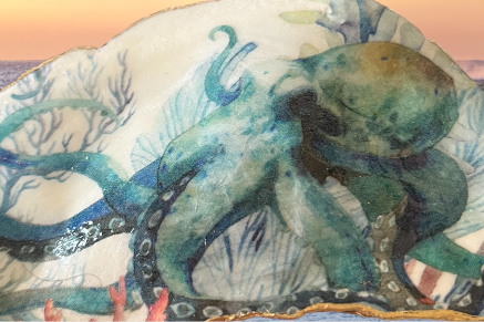 Octopus and Coral Decorative Shell Detail