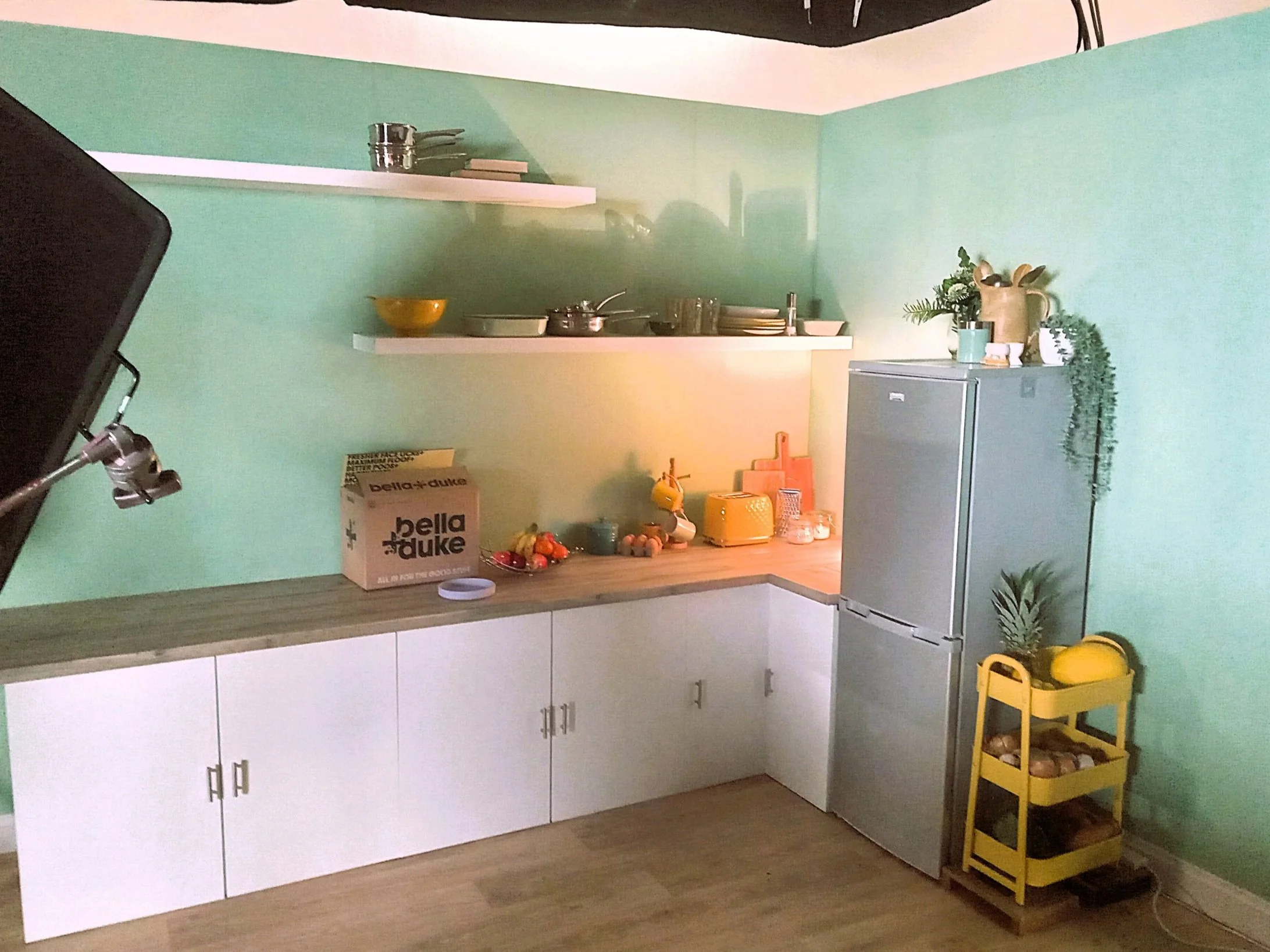 Oranssi project: wraparound deck