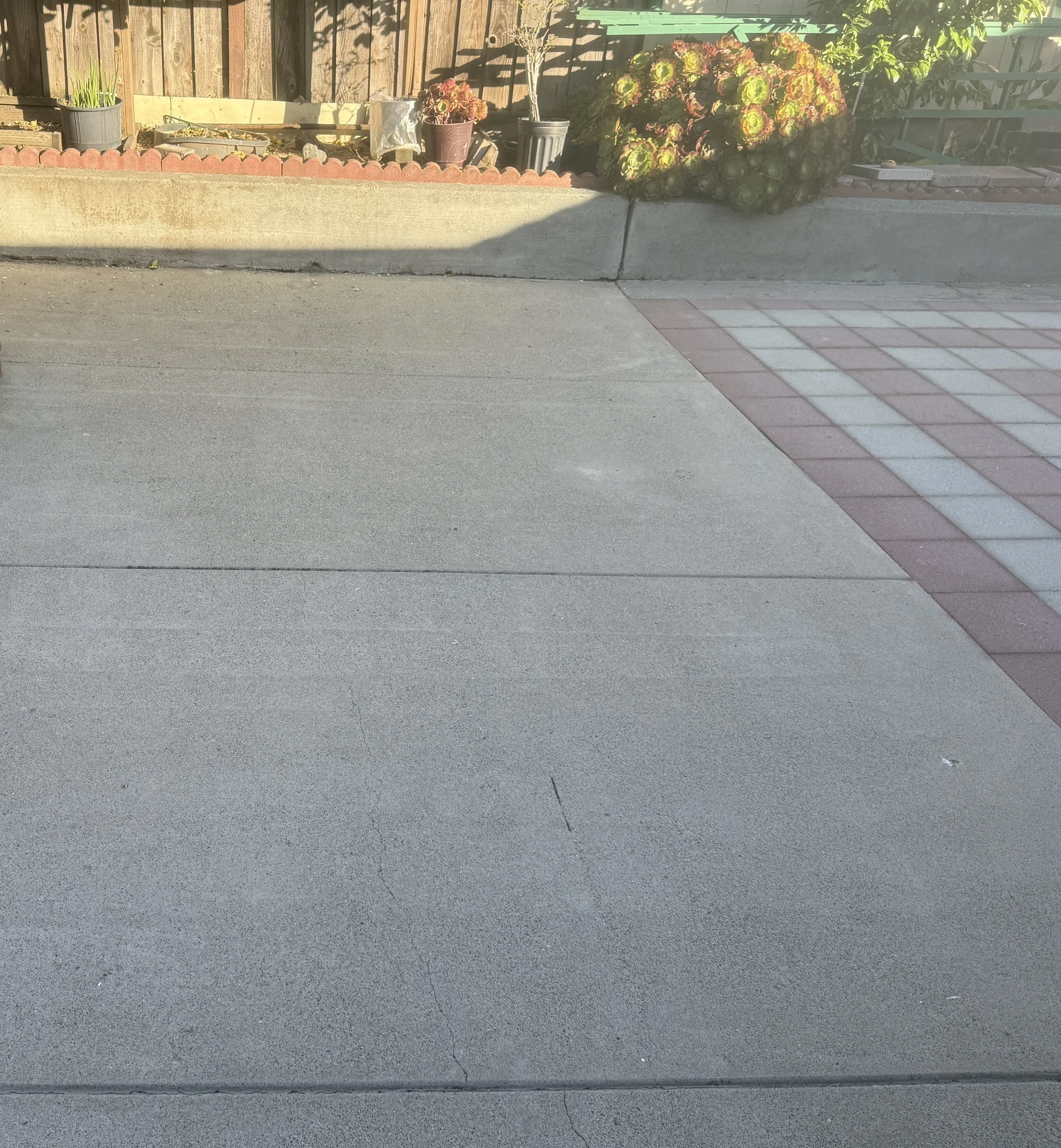 Driveway after pressure washing by Willow Wash