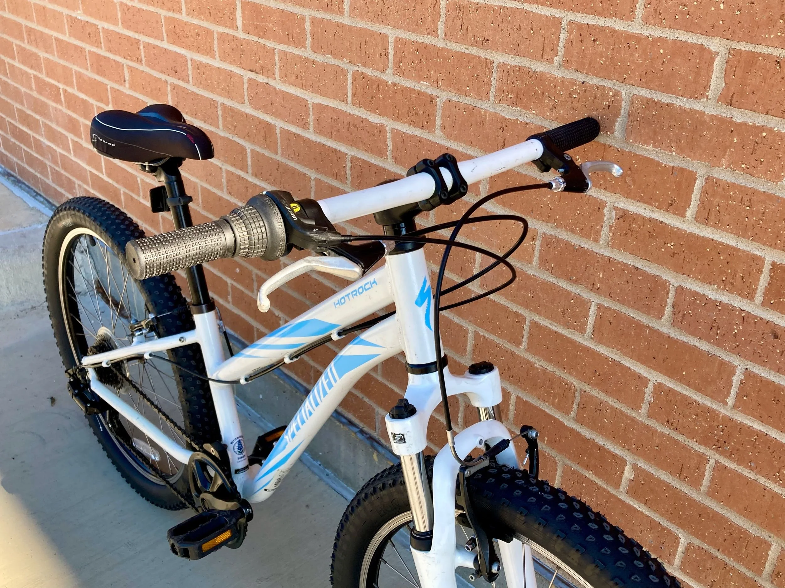 05-handlebars-front.jpg