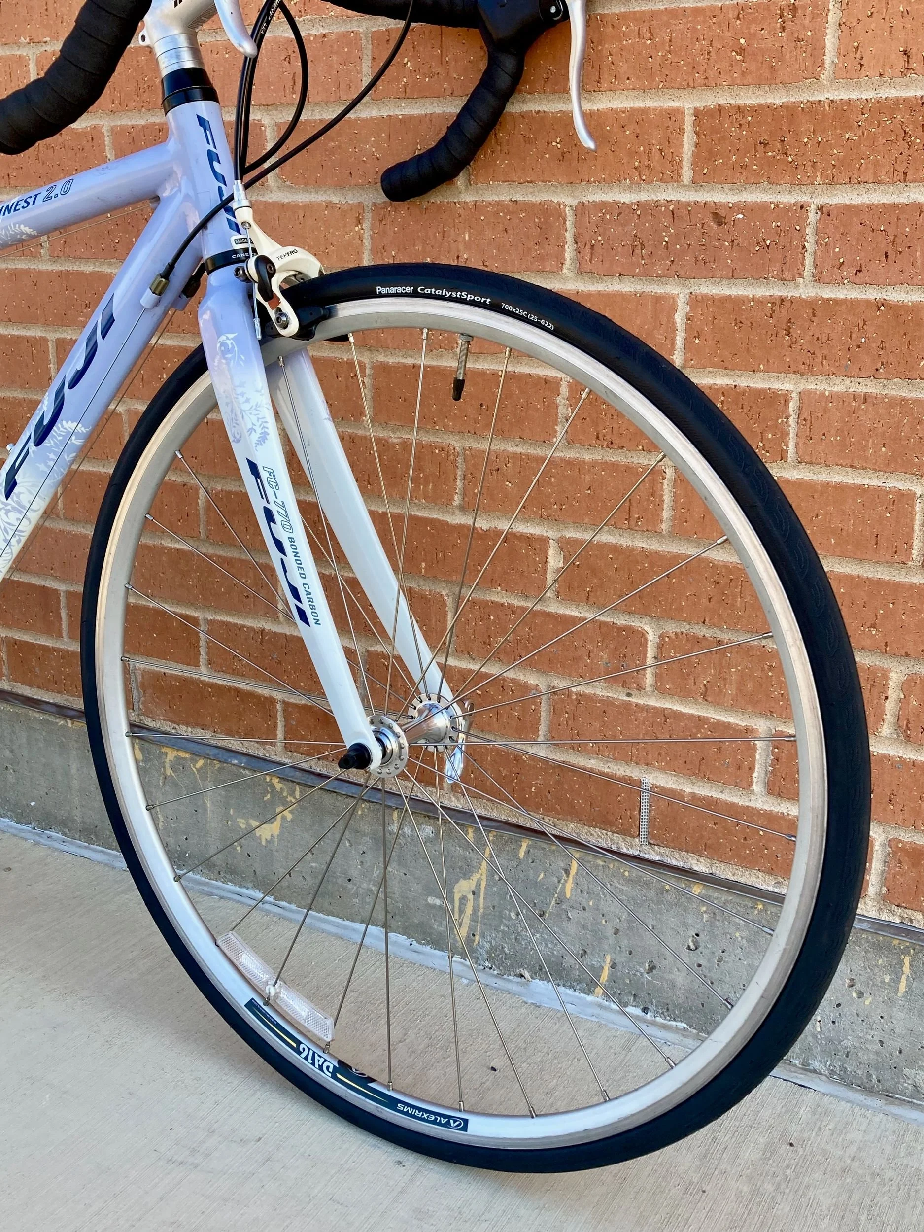 Fuji Finest 2.0 (Size XS), front wheel and fork