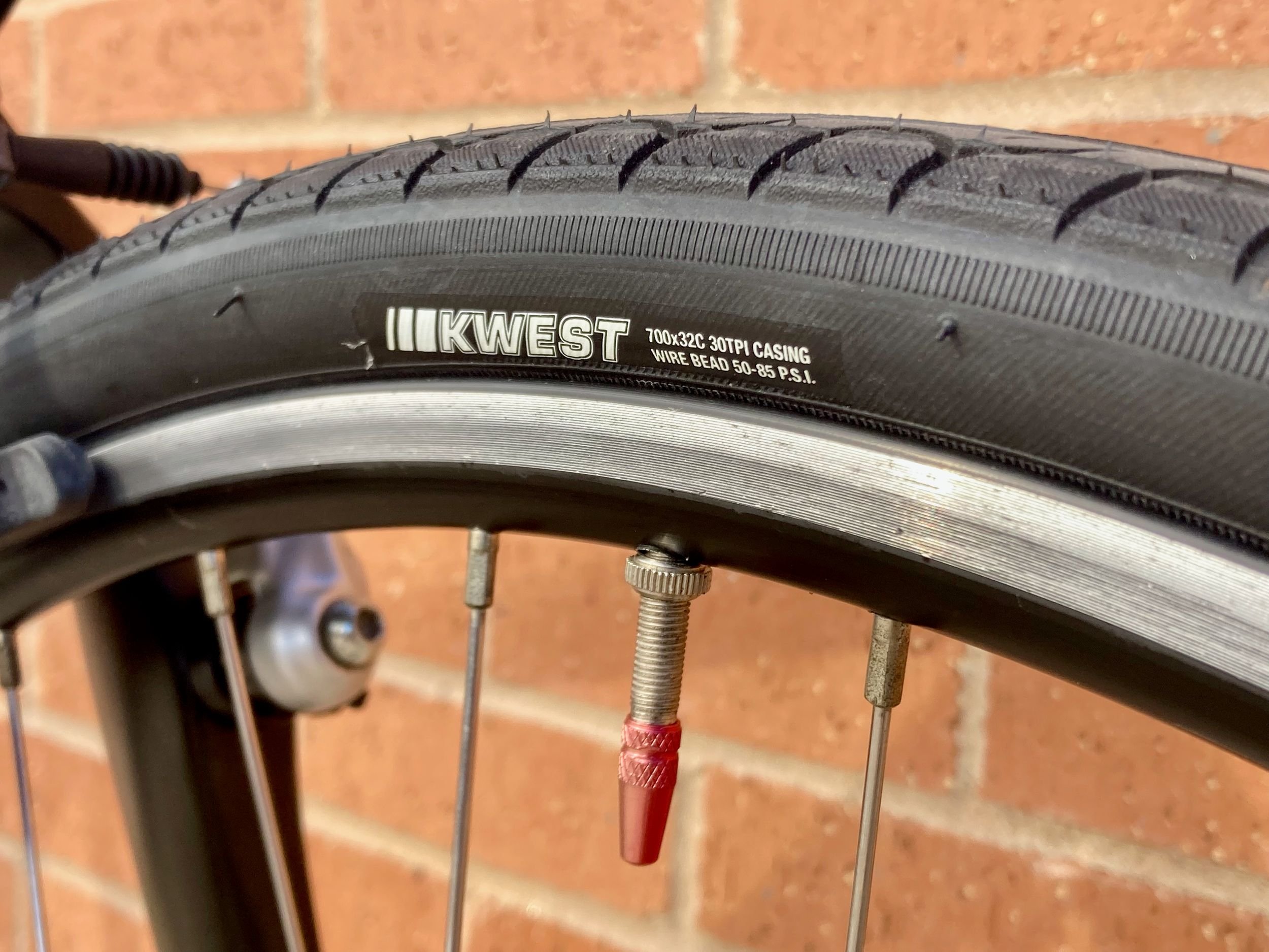 Fuji Absolute 2.0 (Size M), front end detail