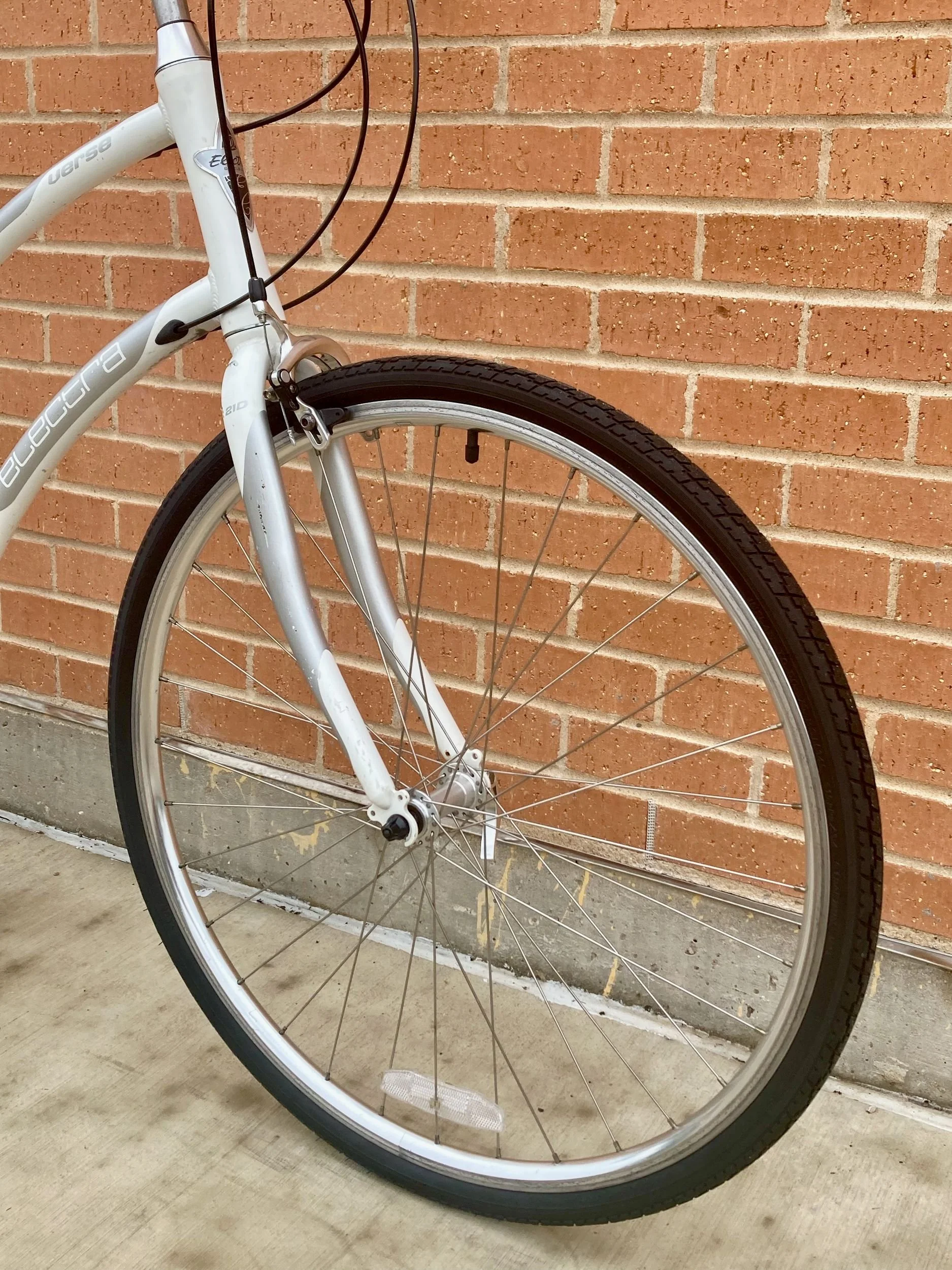Electra Verse 21D (Size M), front wheel and fork