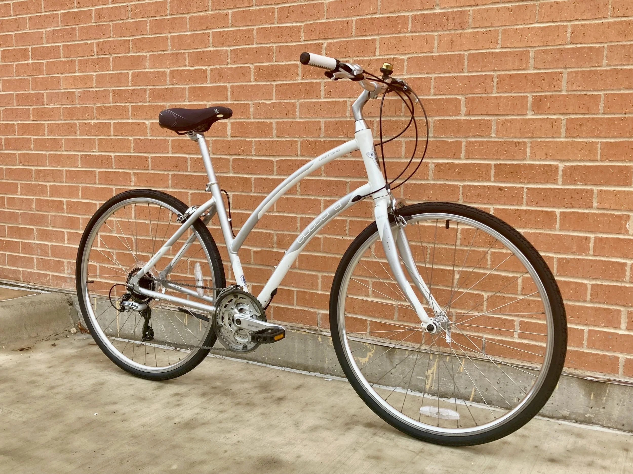 Electra Verse 21D (Size M), front three-quarter view