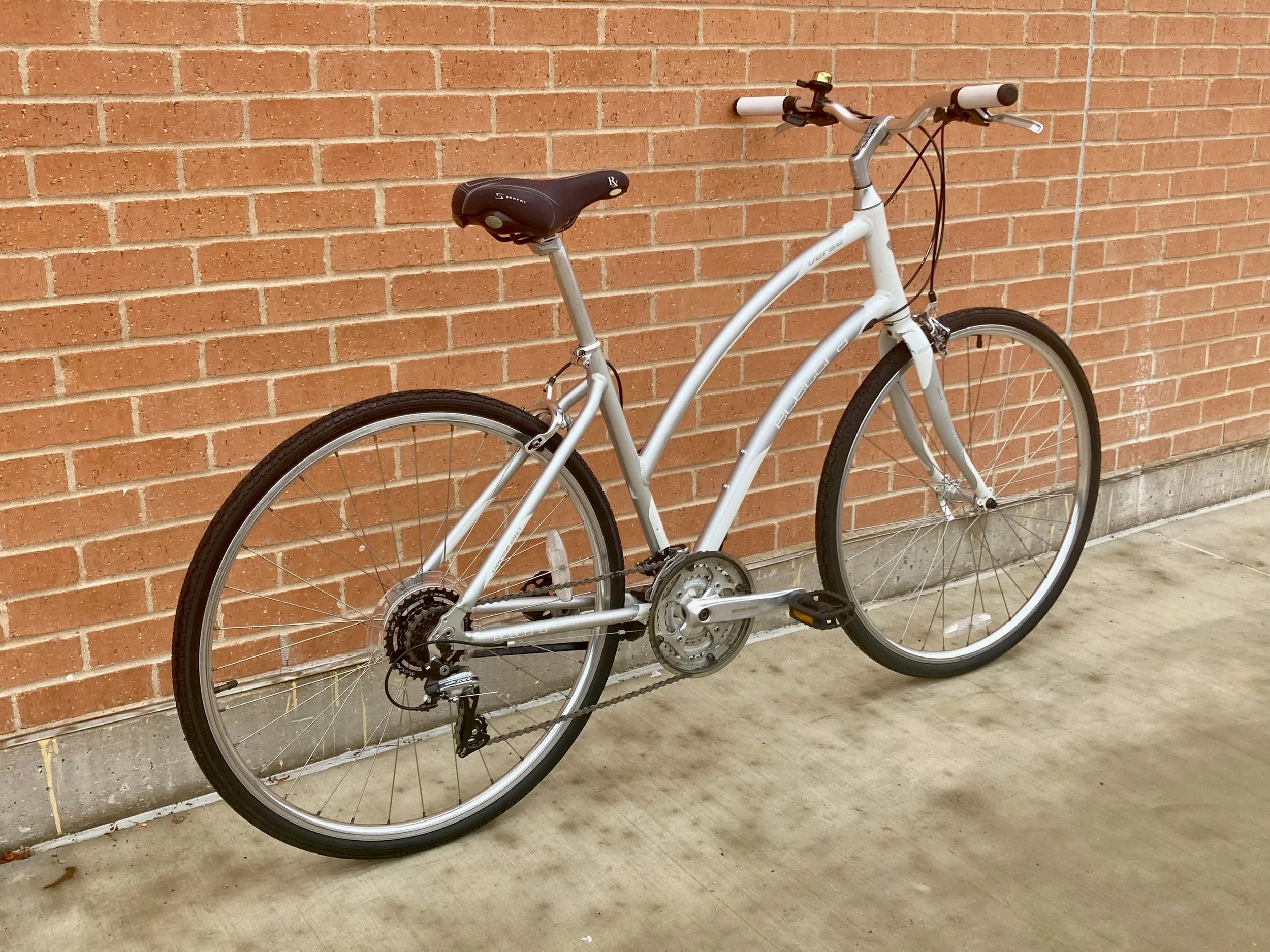 Electra Verse 21D (Size M), rear three-quarter view