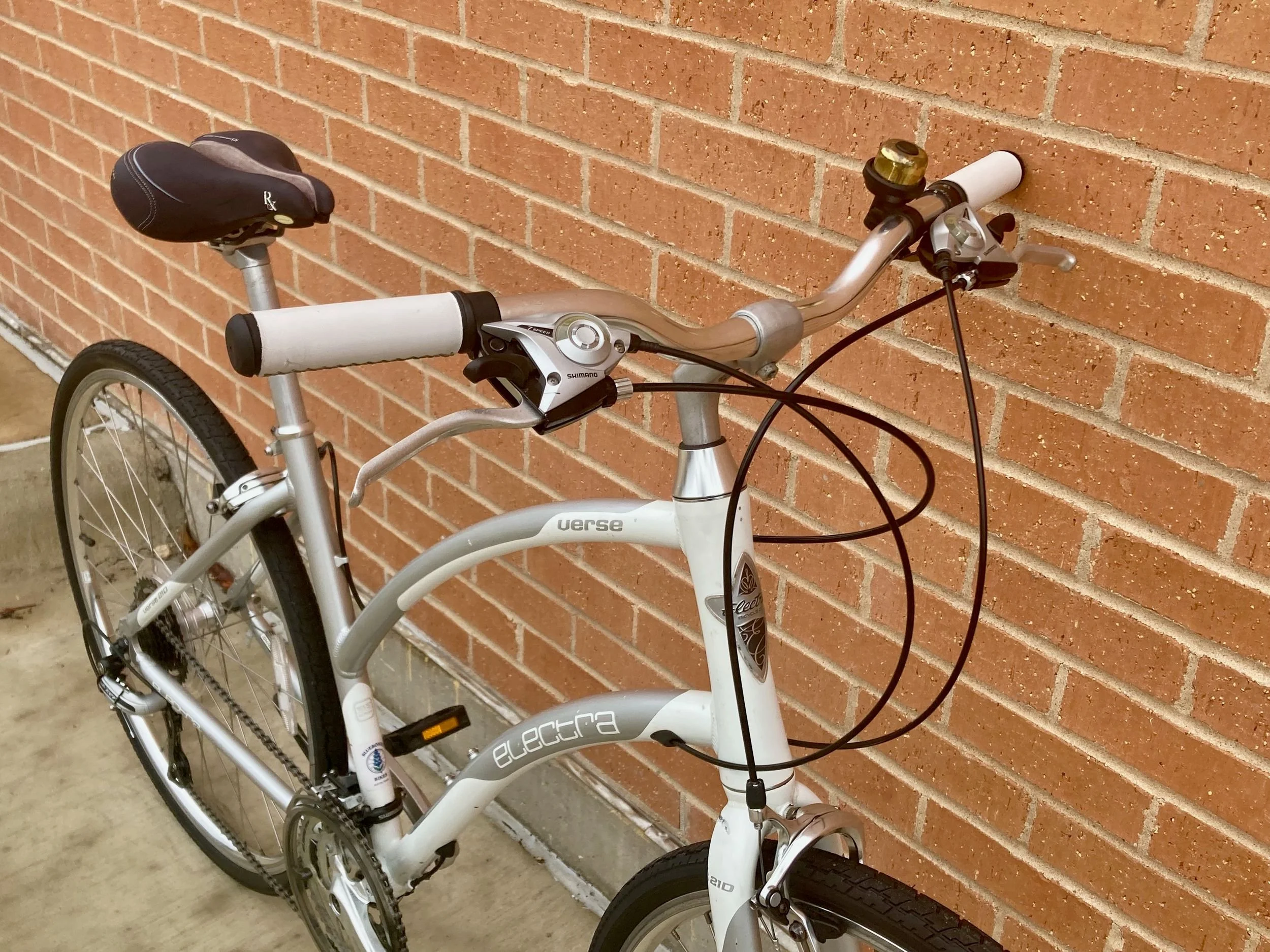 Electra Verse 21D (Size M), handlebars from the front