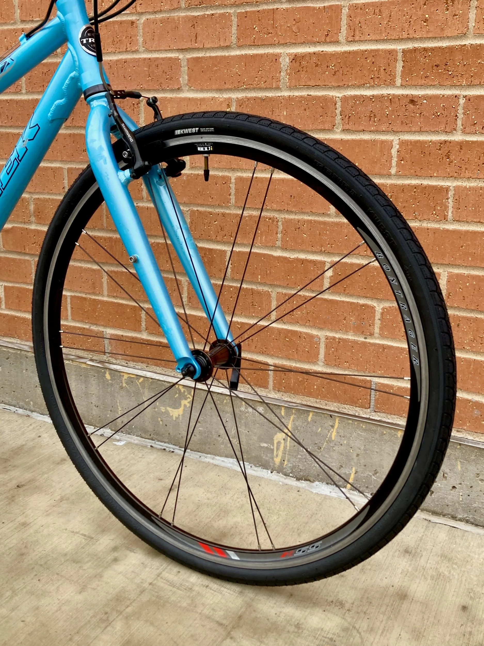Trek 7.5 FX WSD (Size S), front wheel and fork