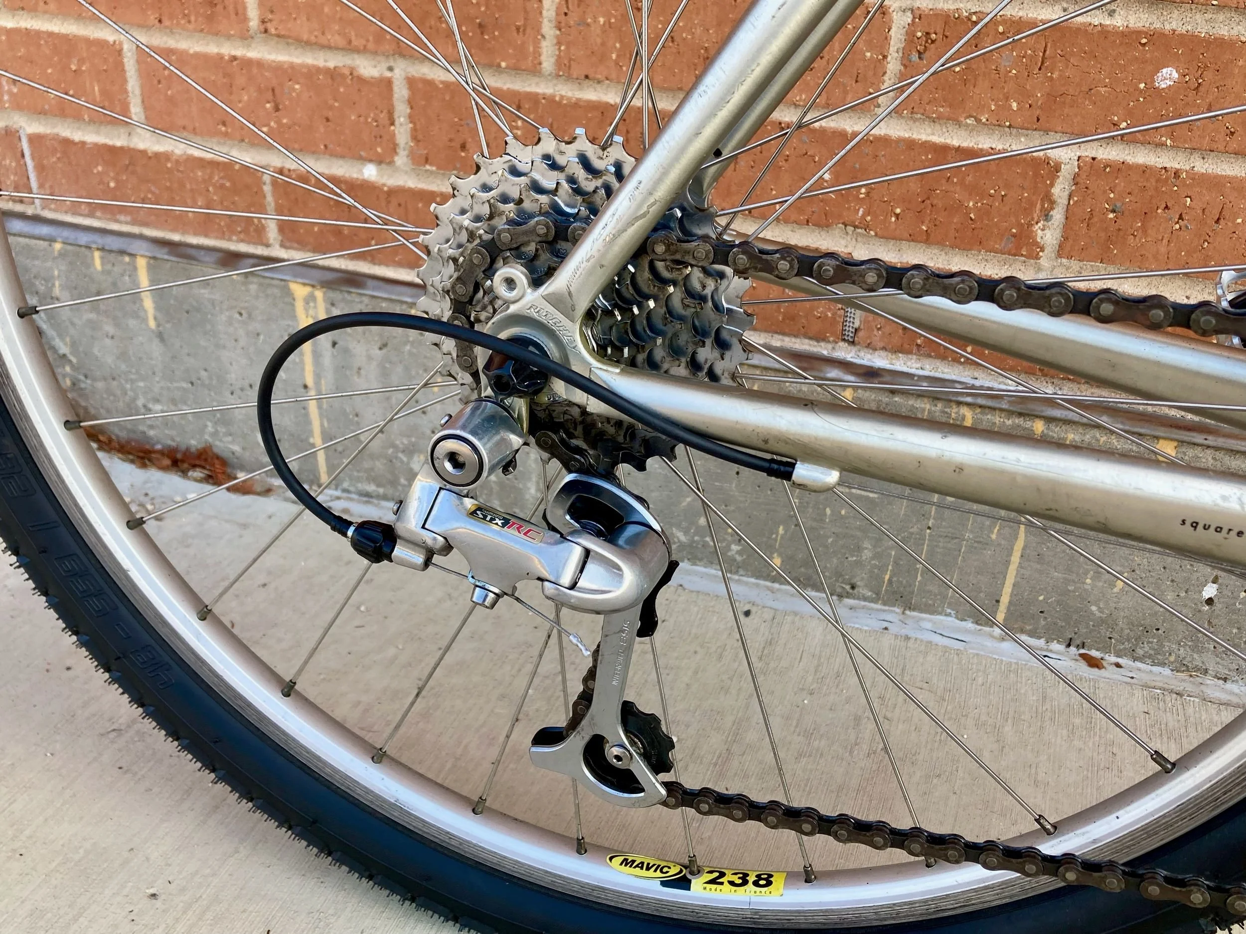 16-rear-drivetrain-1.jpg