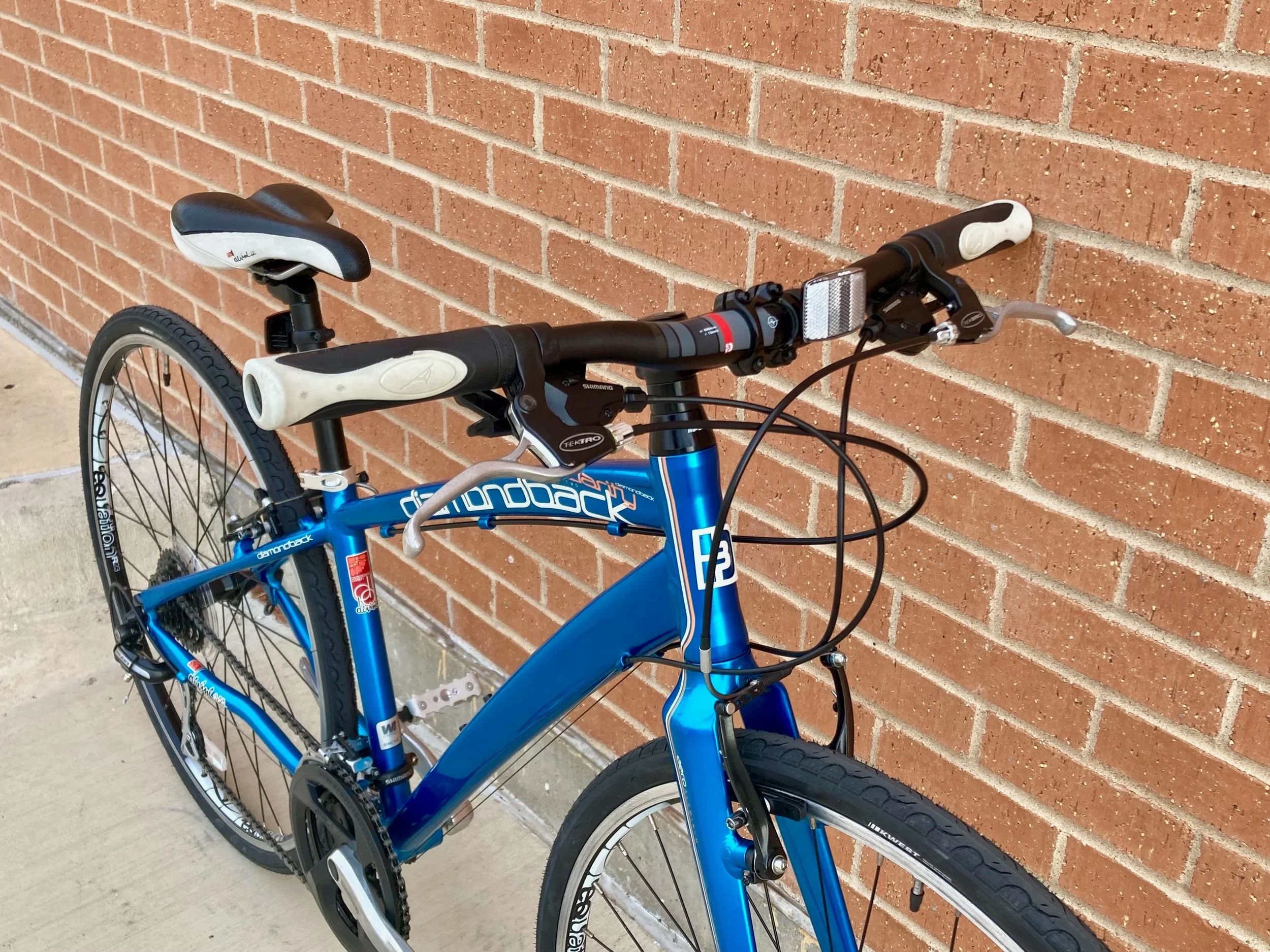 06-handlebars-front.jpg