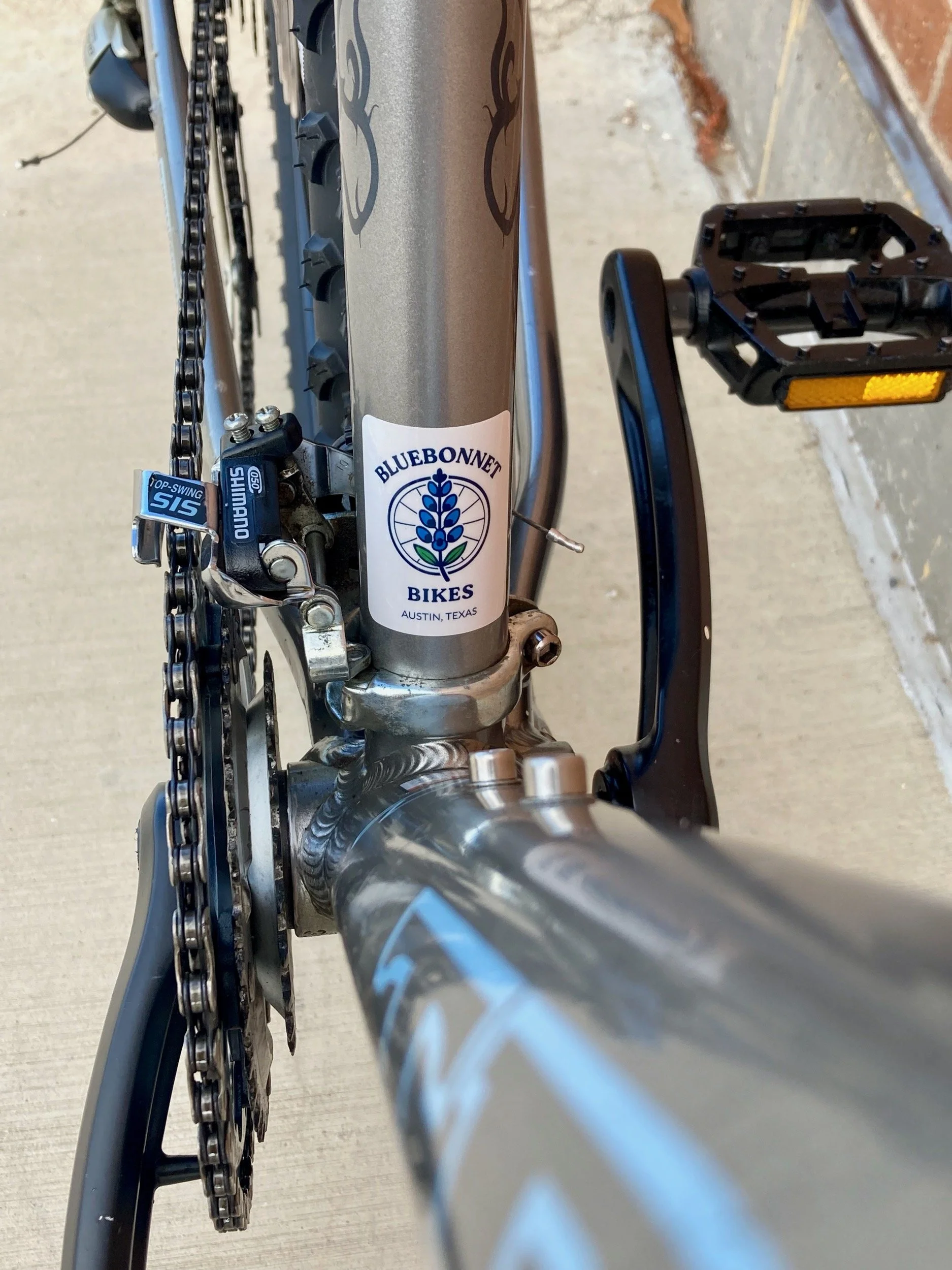 15-sticker-detail.jpg