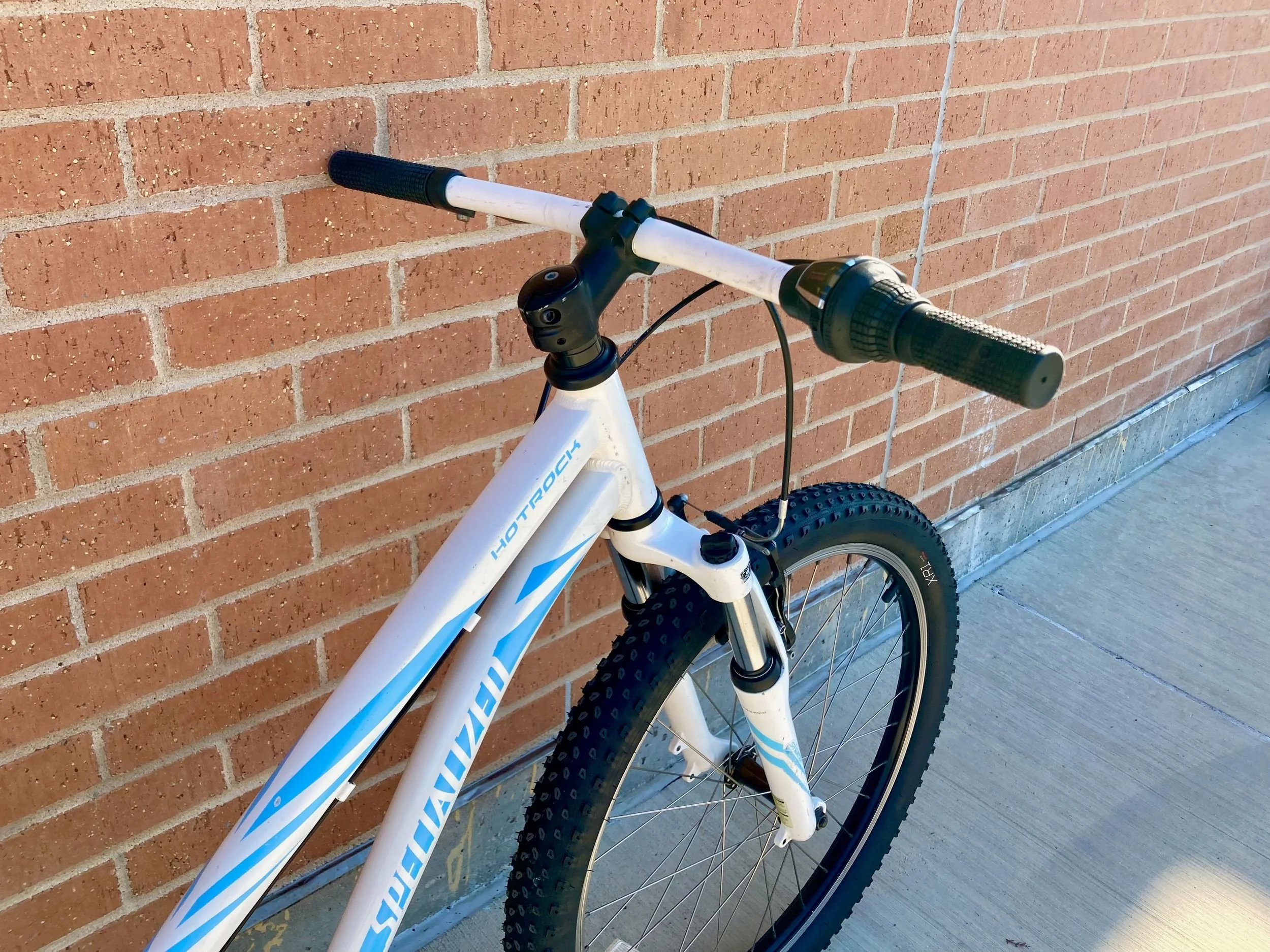 06-handlebars-rear.jpg