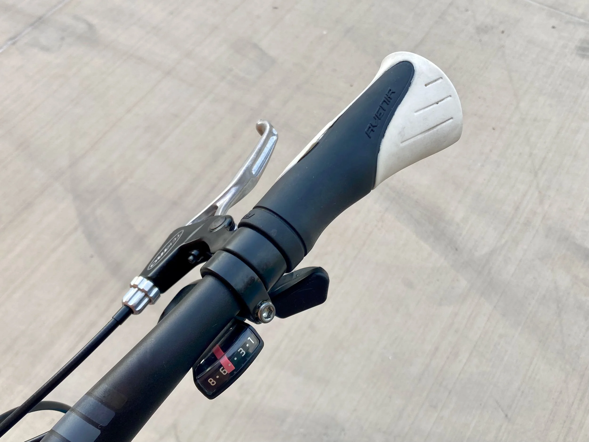 08-grip-lever.jpg