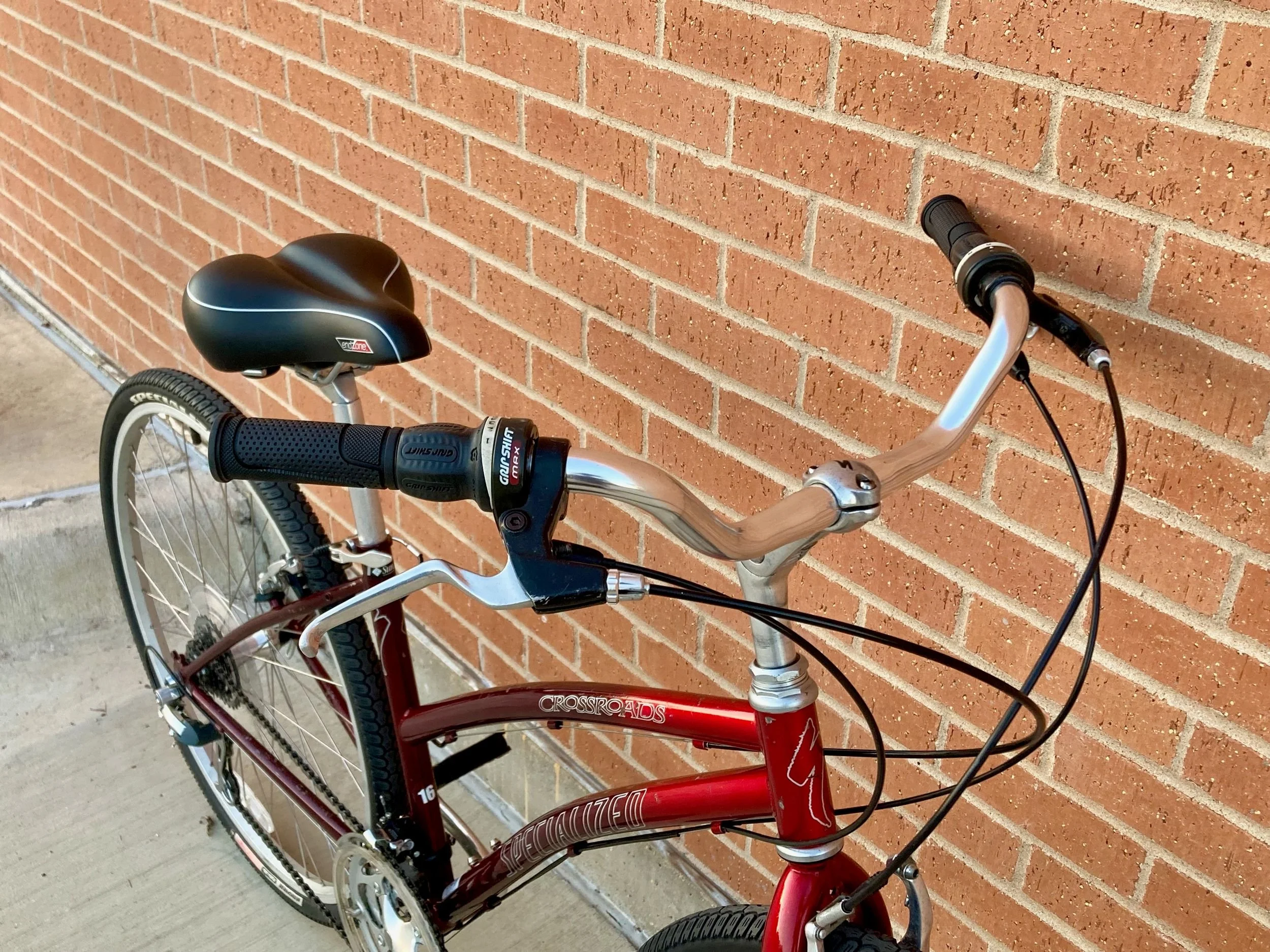 05-handlebars-front.jpg