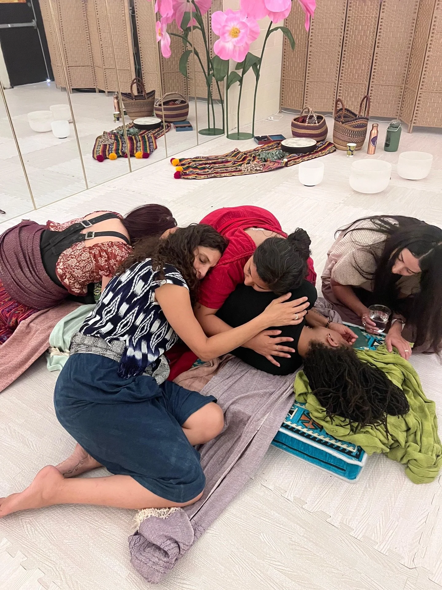 This kind of love is rare. 💜🫶🏽✨

I didn&rsquo;t realize how much I needed this.

To be still&hellip;.
To be held&hellip;.
To not have to carry anything for a moment.

The way they held me&hellip; that was love.
Not performative. Not forced. Just r