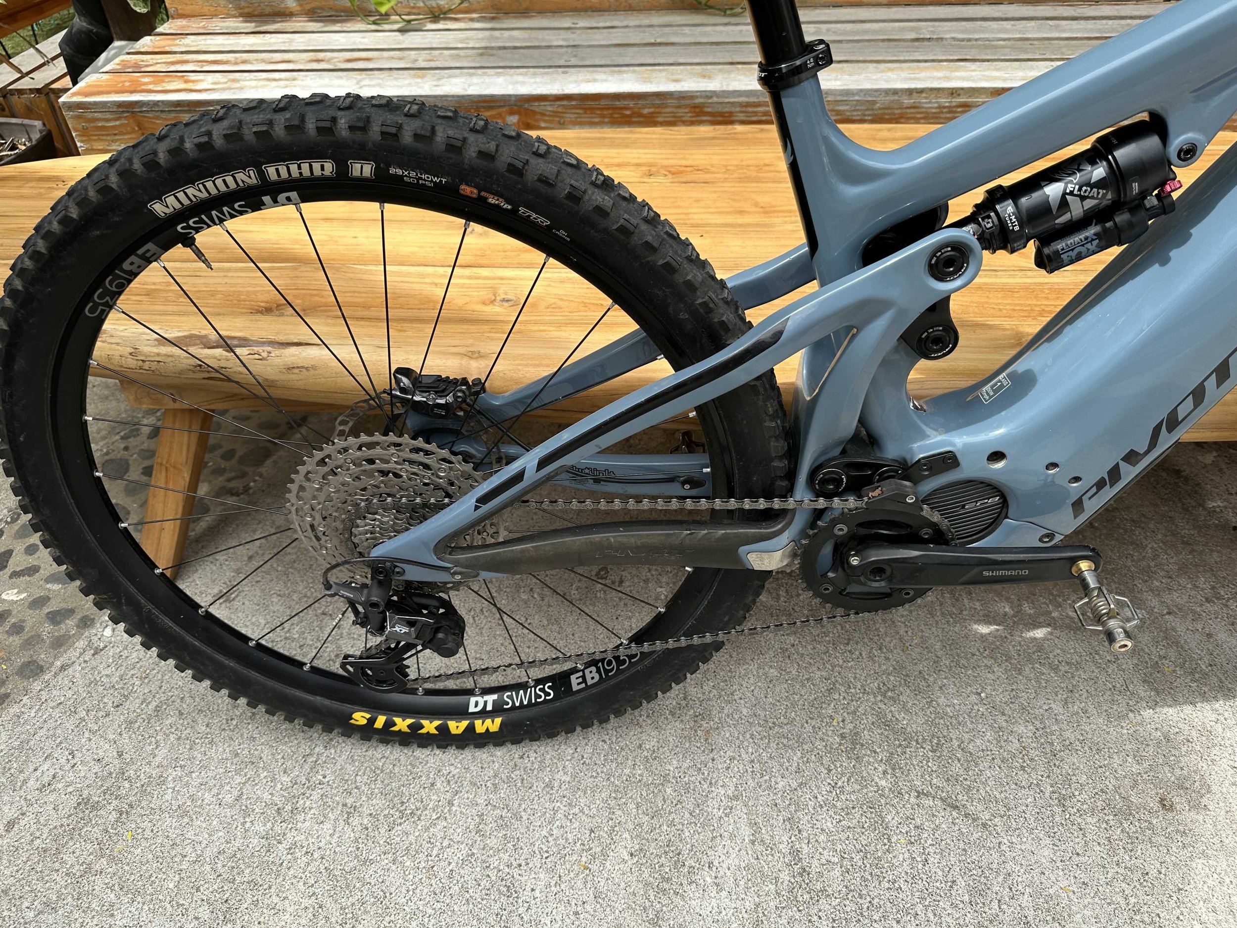 2023 Pivot Shuttle AM