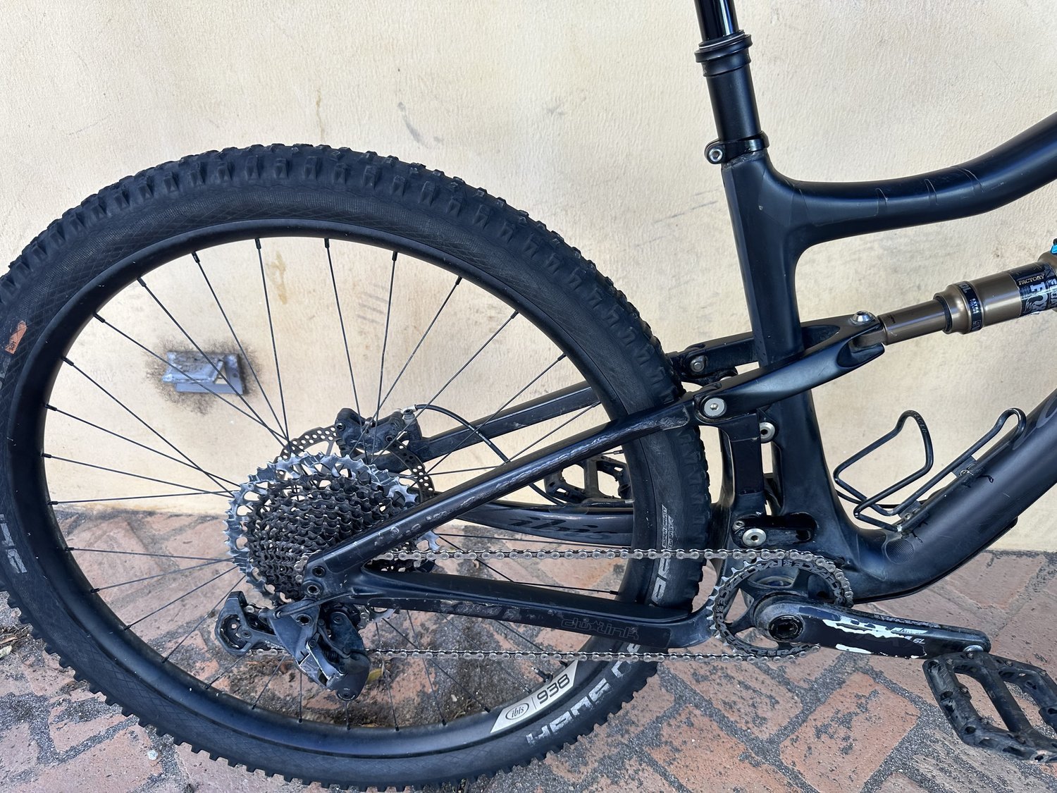 Ibis+Ripley+Carbon+3.jpg