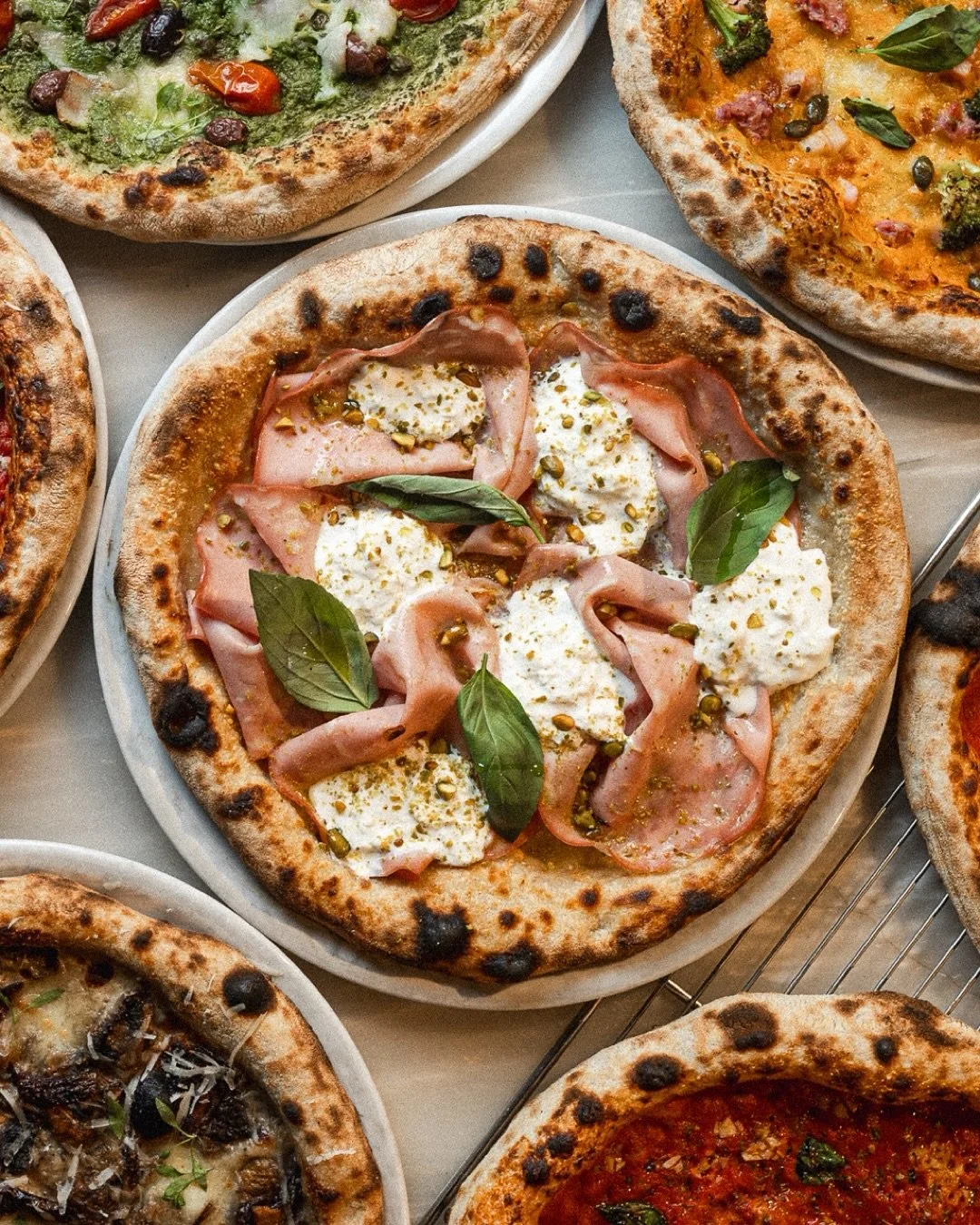 Great news!

Now our dishes are also available for home delivery through @glovo_prt 🚴

Mangia bene, wherever you are! 🍕🍝

#glovo #glovodelivery