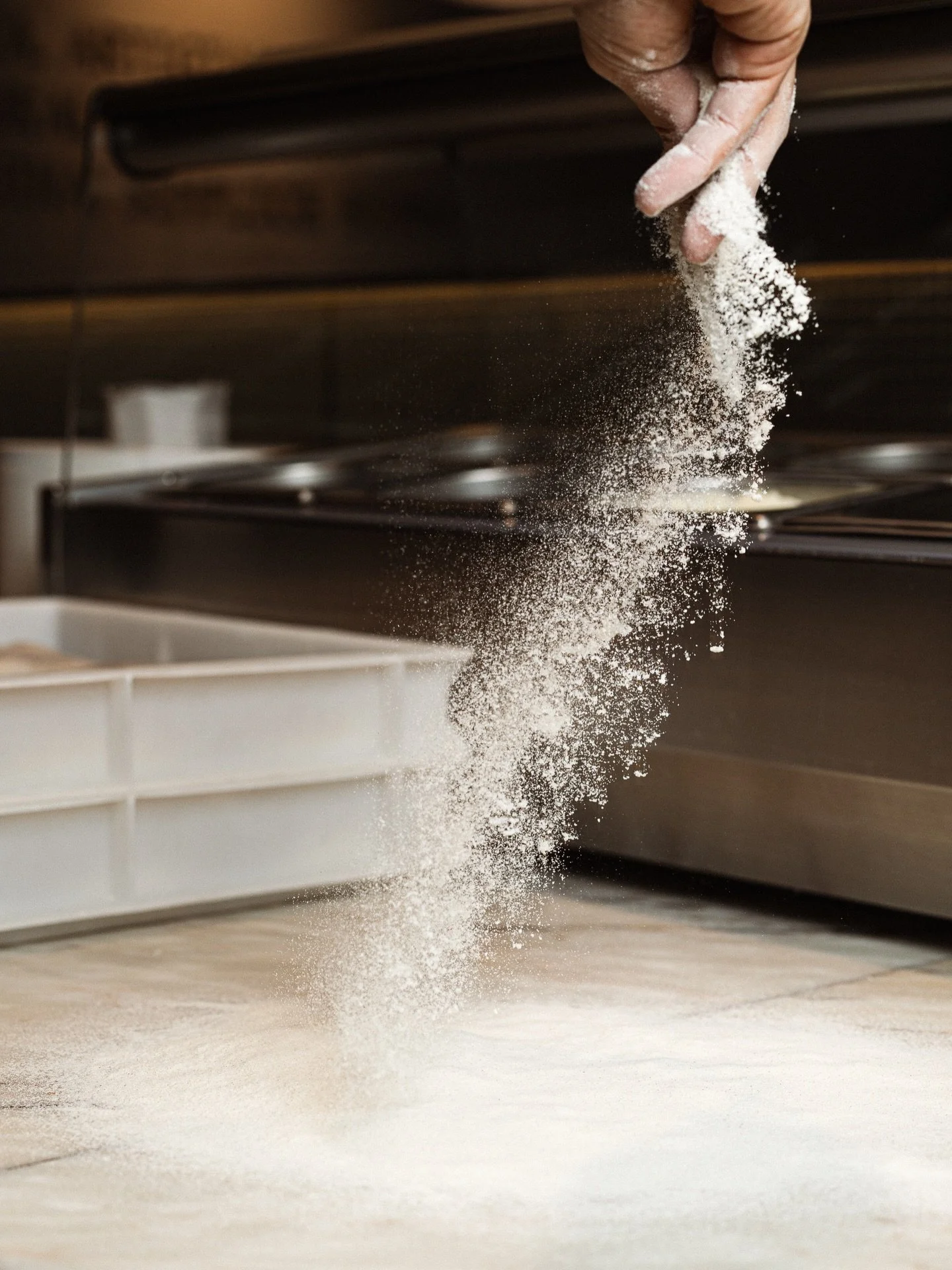 Every dough starts with flour&hellip;

At Angra Gatti, we use 100% Italian organic flour @farinapetra sourced from sustainable farming practices.

To achieve a richer flavor in our pizzas and bread, we opted for type 1 flour.

Swipe to know more &mda