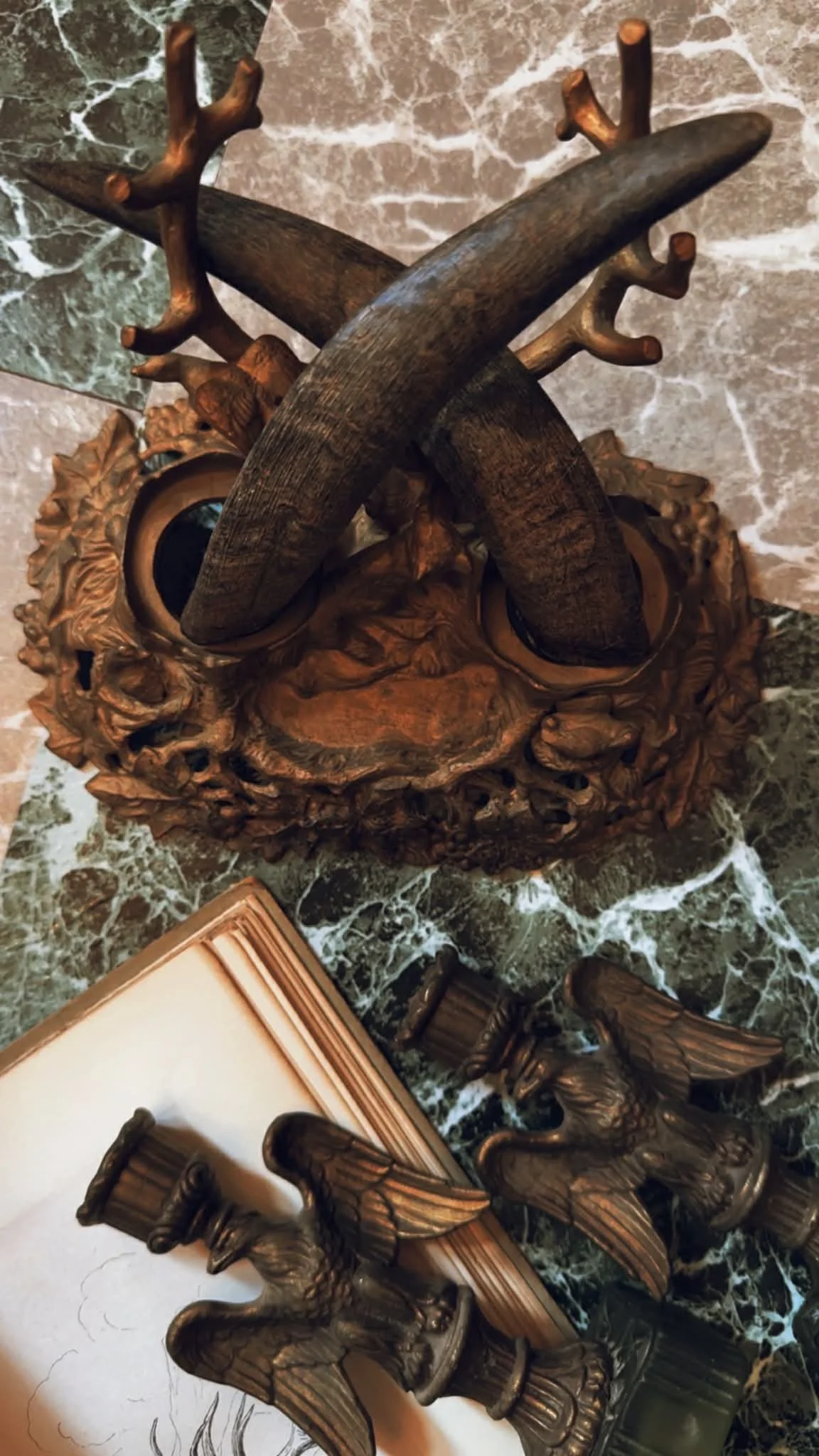 Gentlemen's Hunter Desk Set