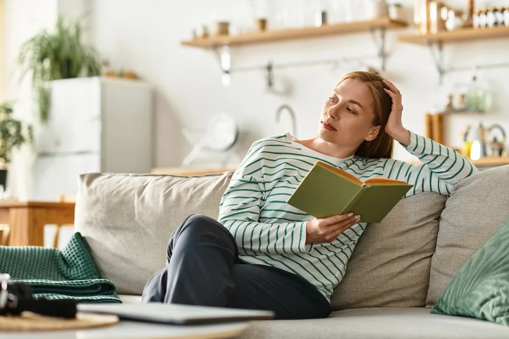 The Anxiety Shift: How Bibliotherapy Calms Fear, Interrupts Rumination, and Restores Inner Grounding